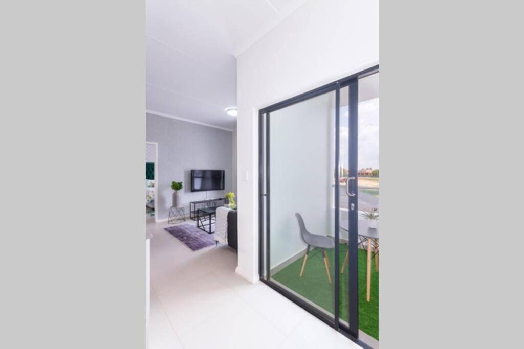 One-Bedroom Apartment - Photo 7