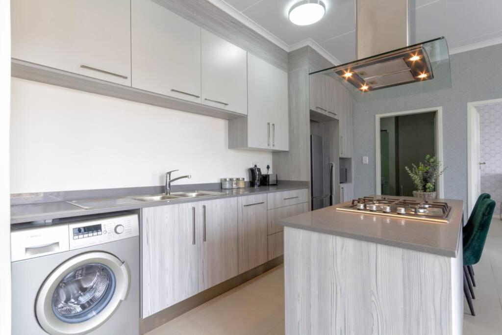 One-Bedroom Apartment - Photo 32