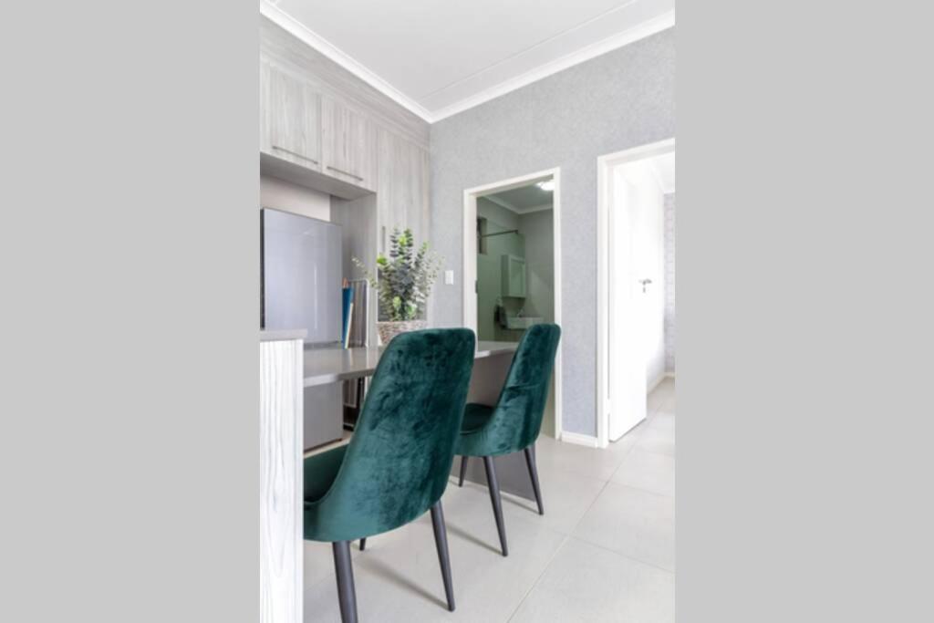 One-Bedroom Apartment - Photo 23