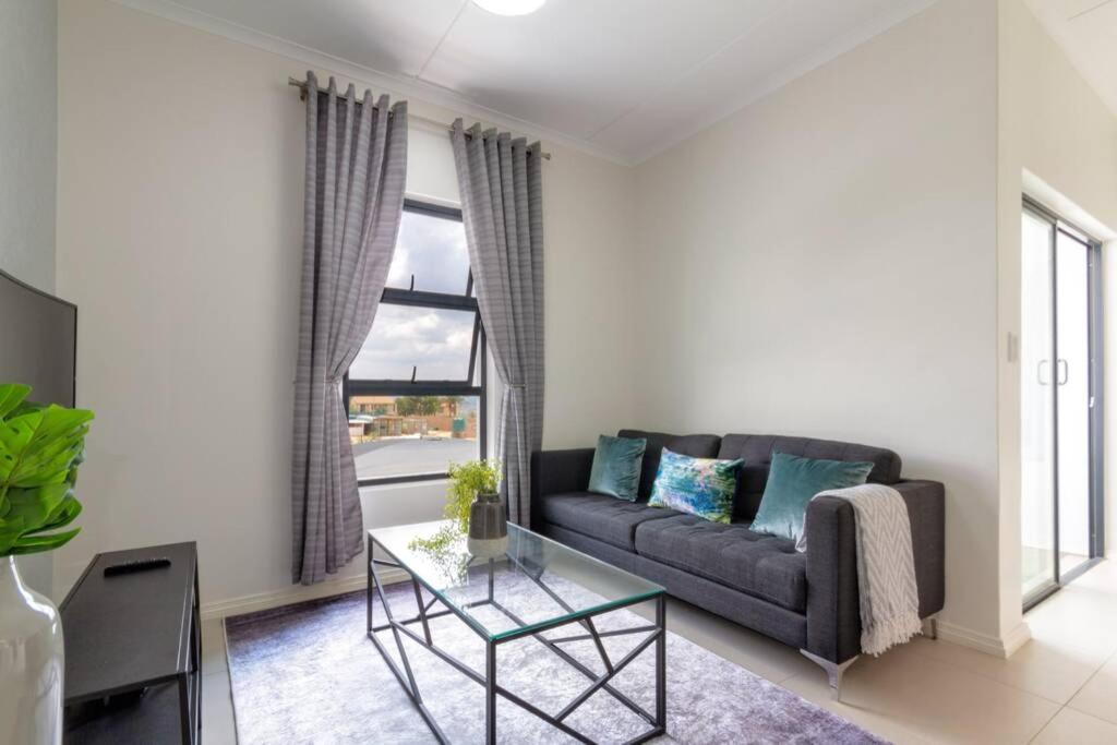 One-Bedroom Apartment - Photo 25