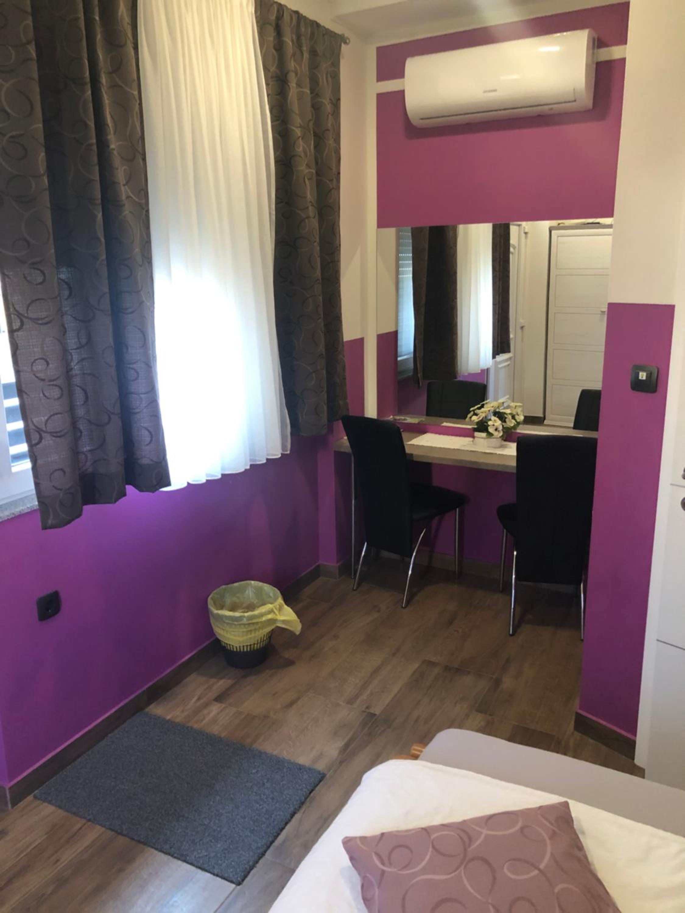 Deluxe Double or Twin Room - Photo 3