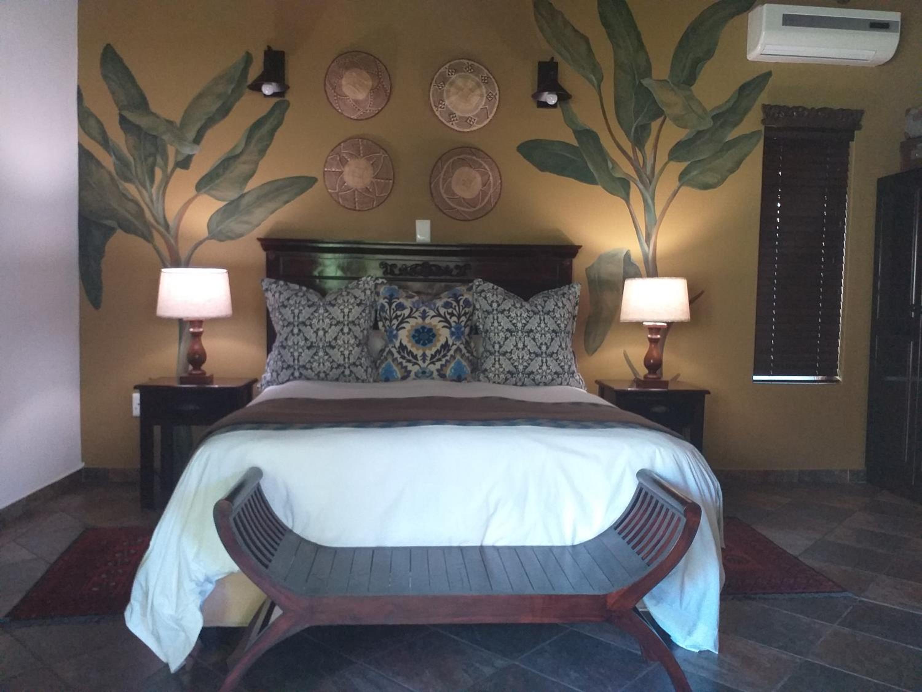 Luxury King or Twin Chalet photo 3