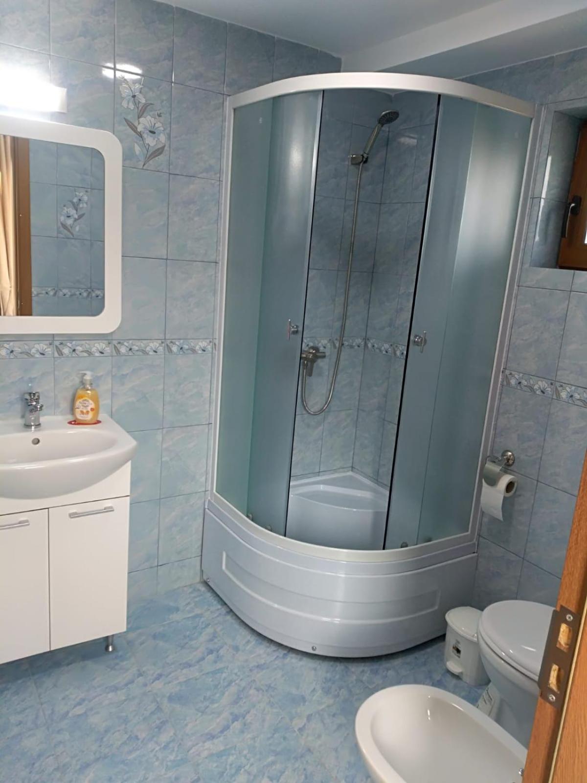 Double Room with Extra Bed - Photo 4