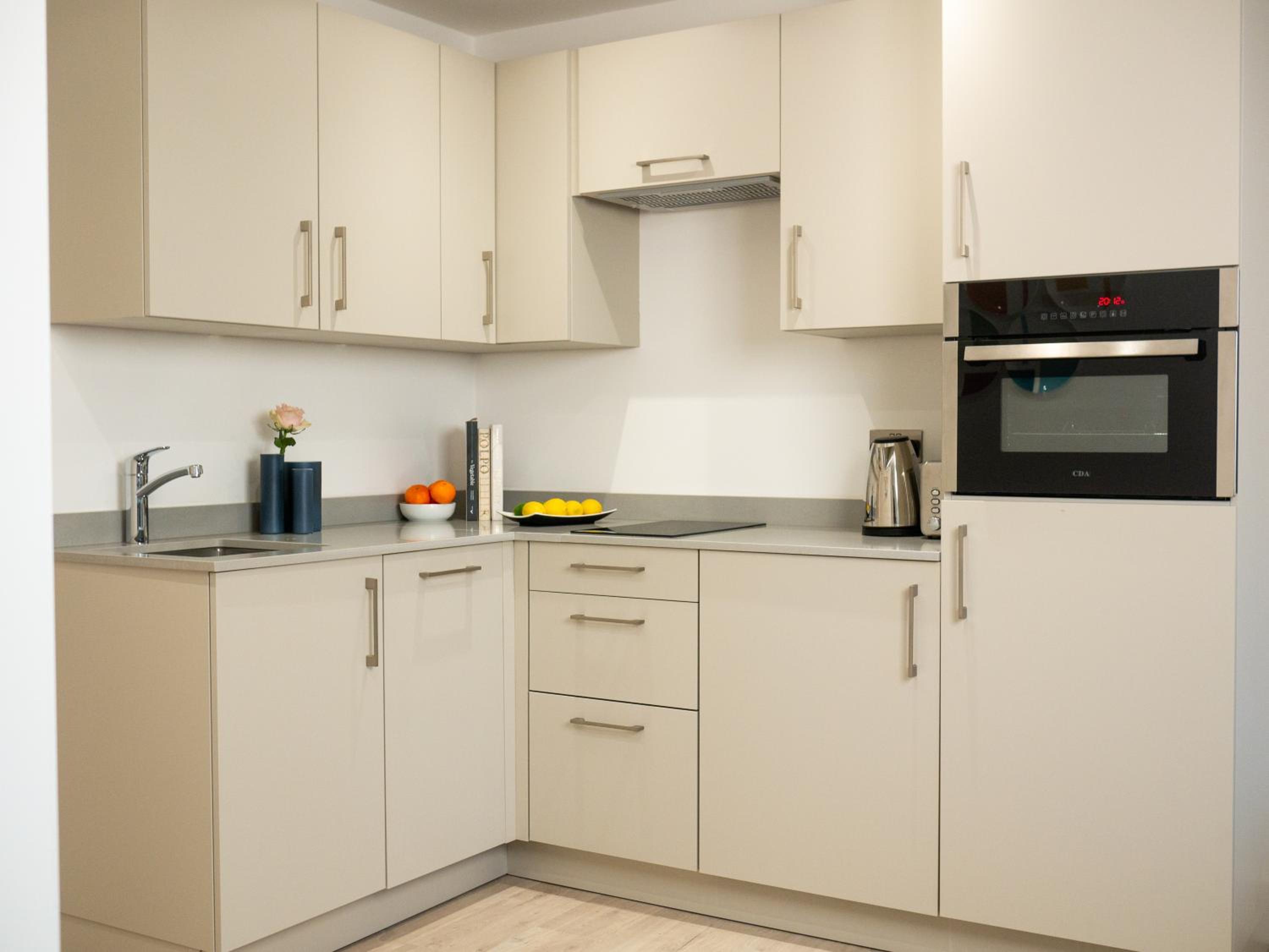 One Bedroom Suite - Photo 5