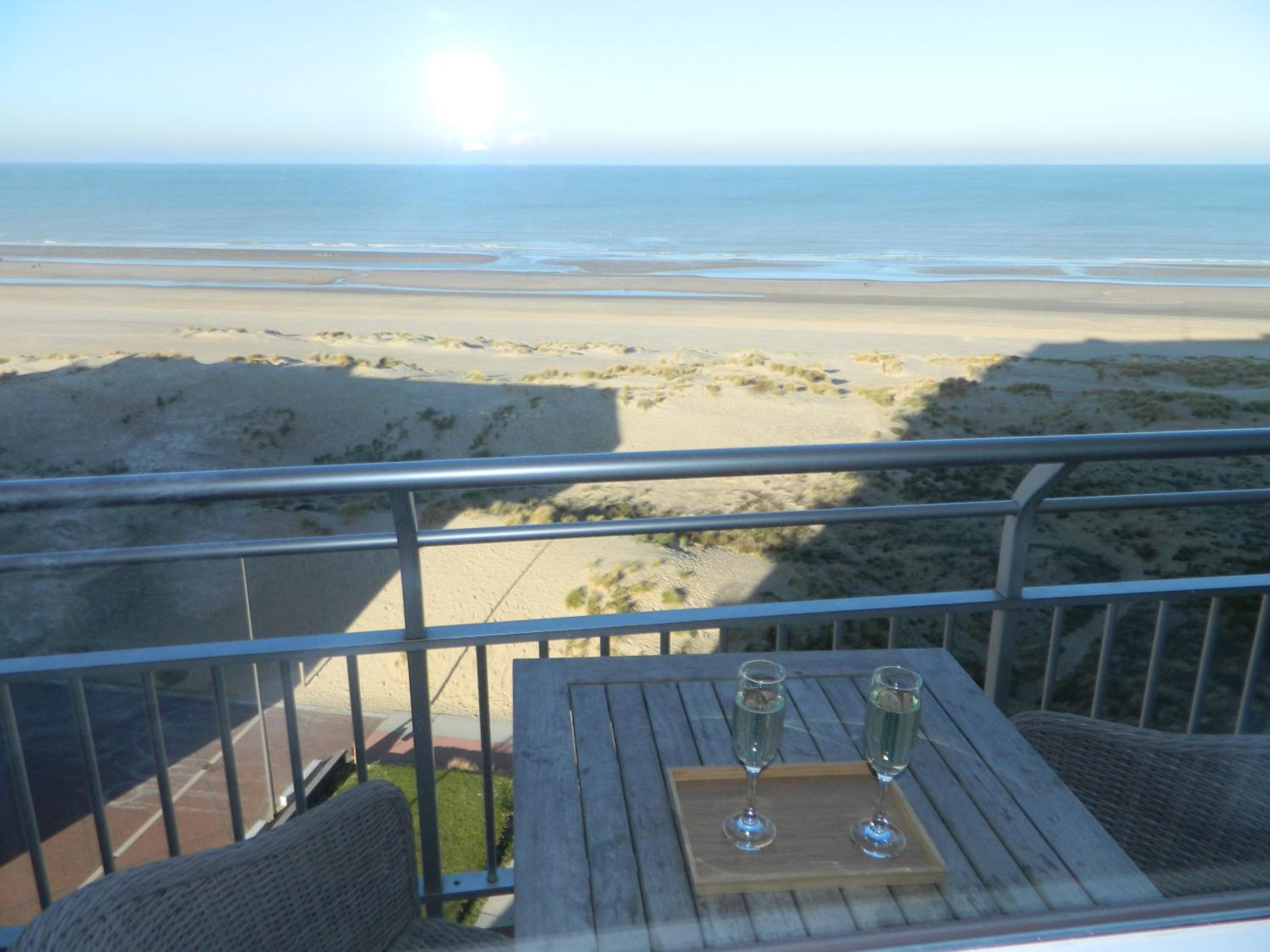 Studio Apartment with Sea View photo 2