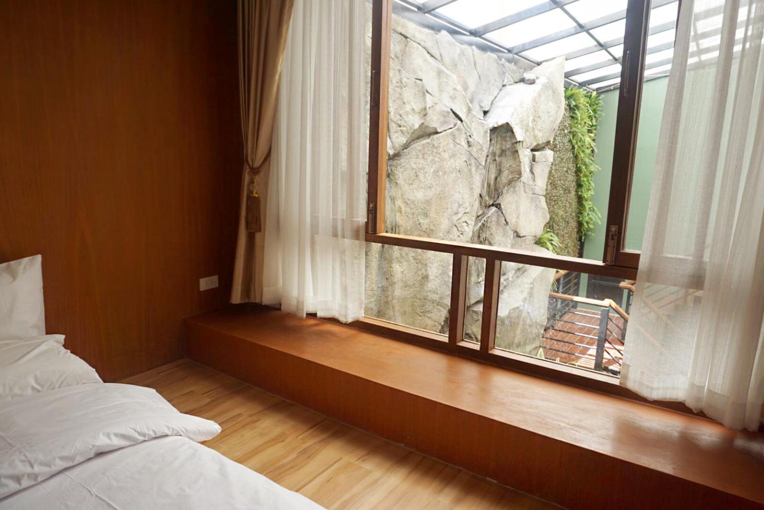 King Room with Garden View - Photo 3