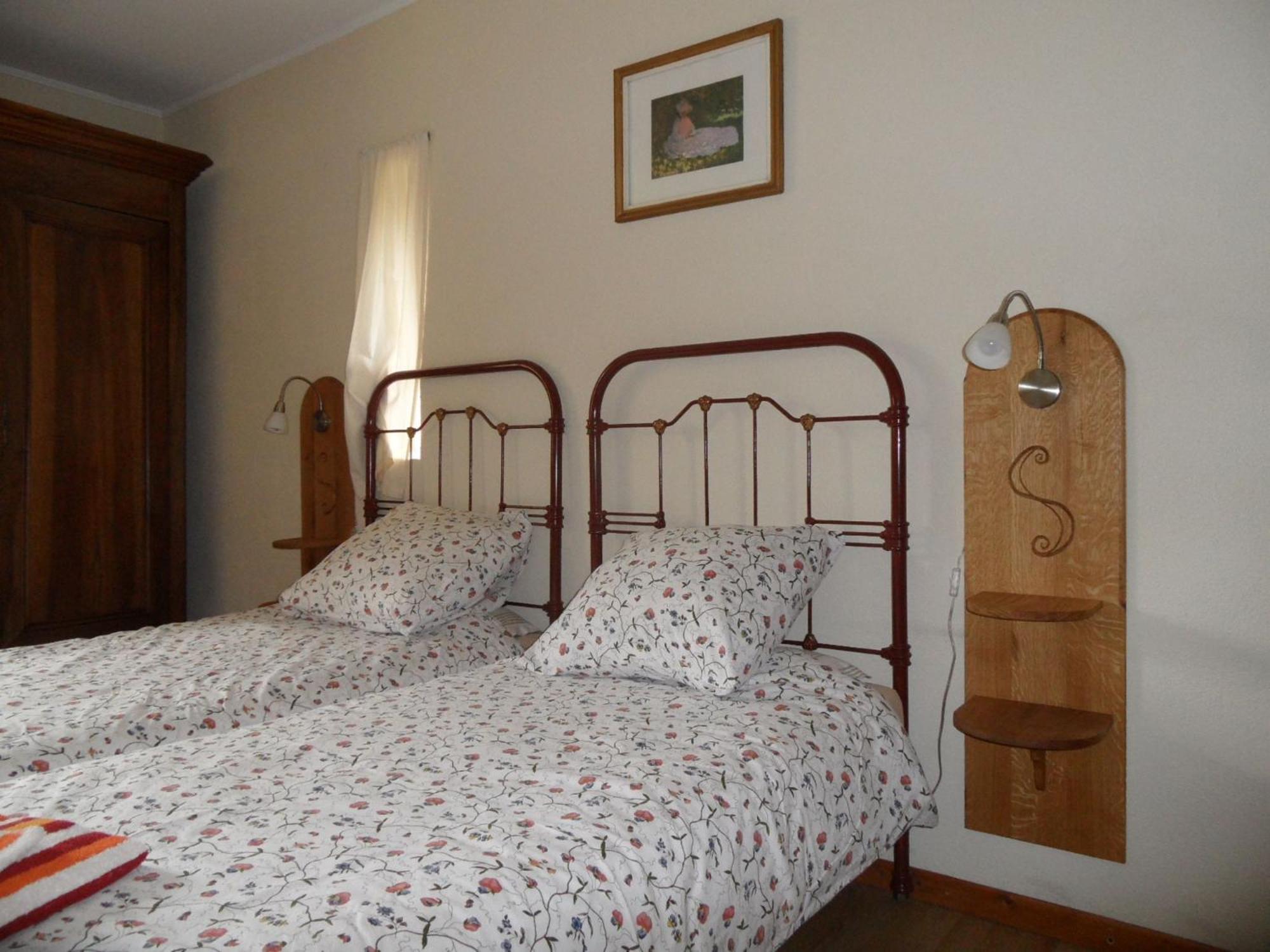 Standard Double Room - Photo 7