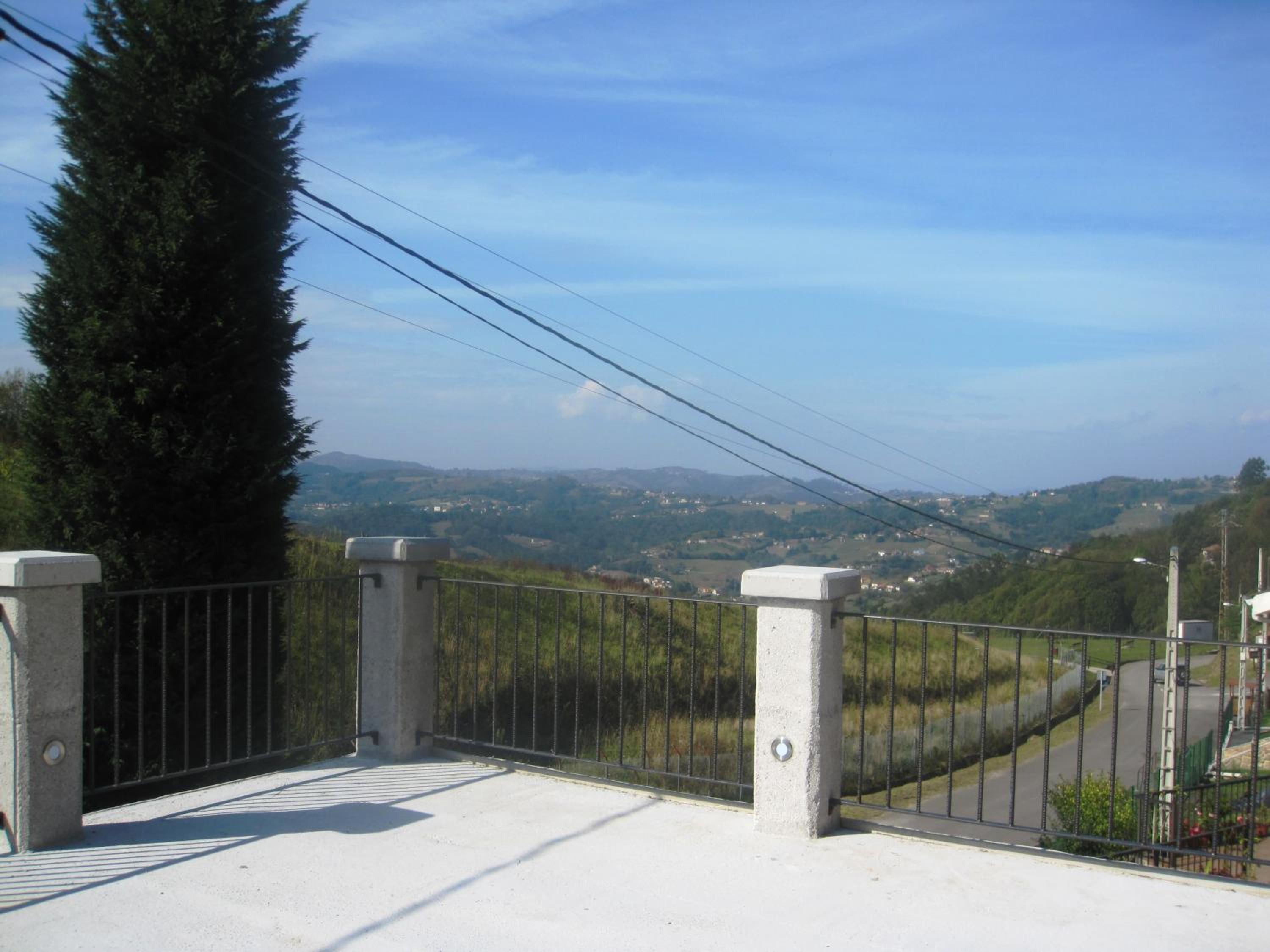 Rural Home photo 3