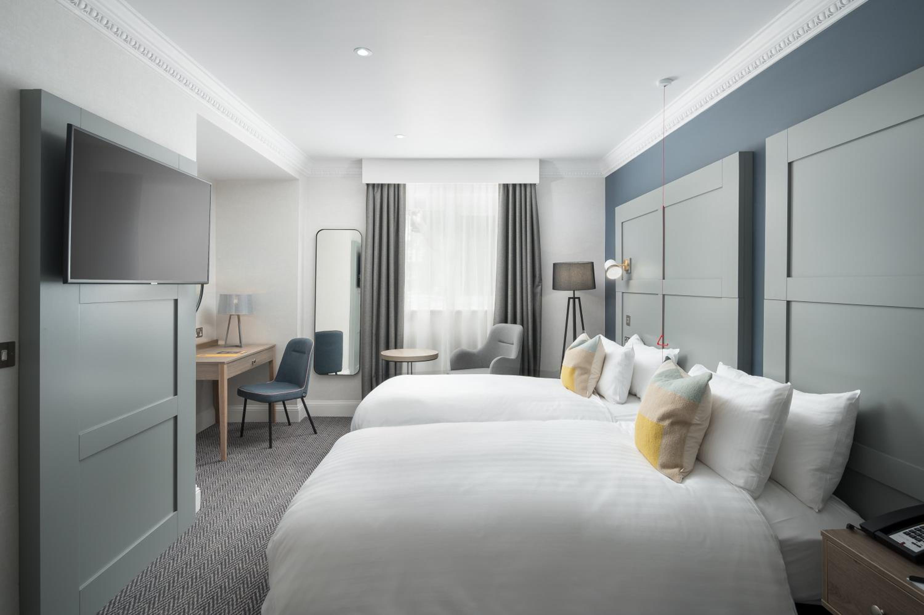 Standard Twin Room - Disability Access - Photo 1