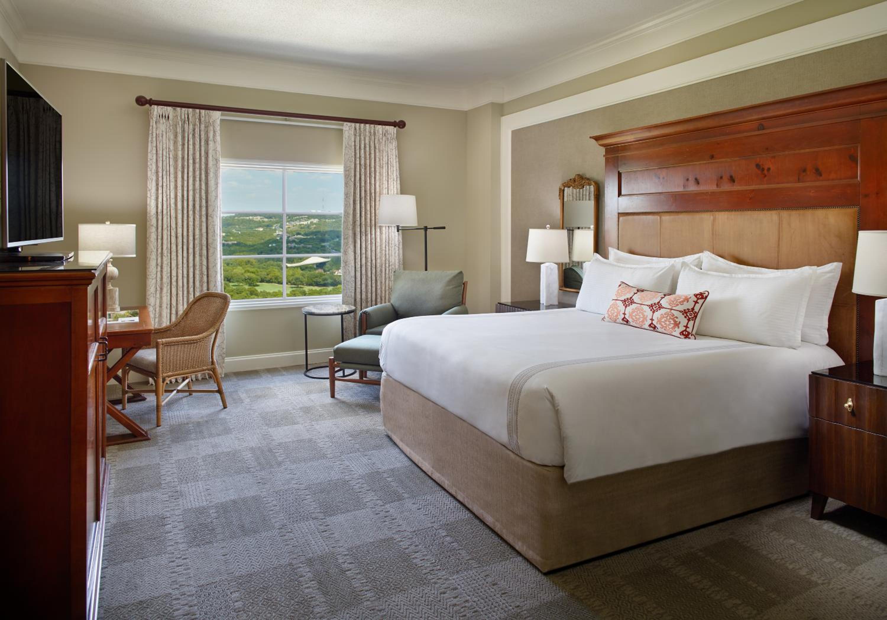 Texas Classic Room - 2 Queen Beds thumbnail 6