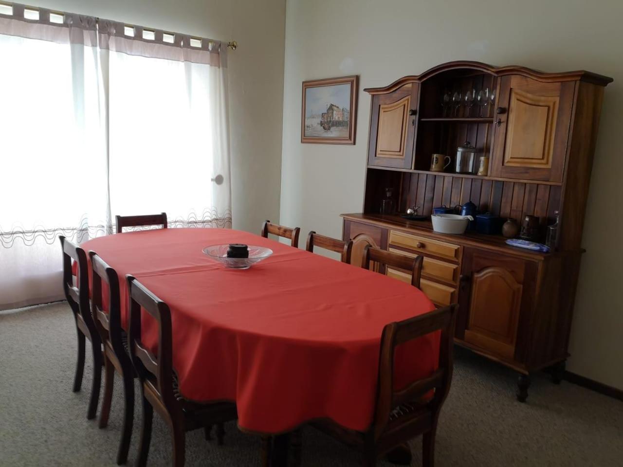 Five-Bedroom House - Photo 17