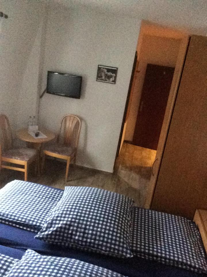 Double Room with Private Bathroom photo 1
