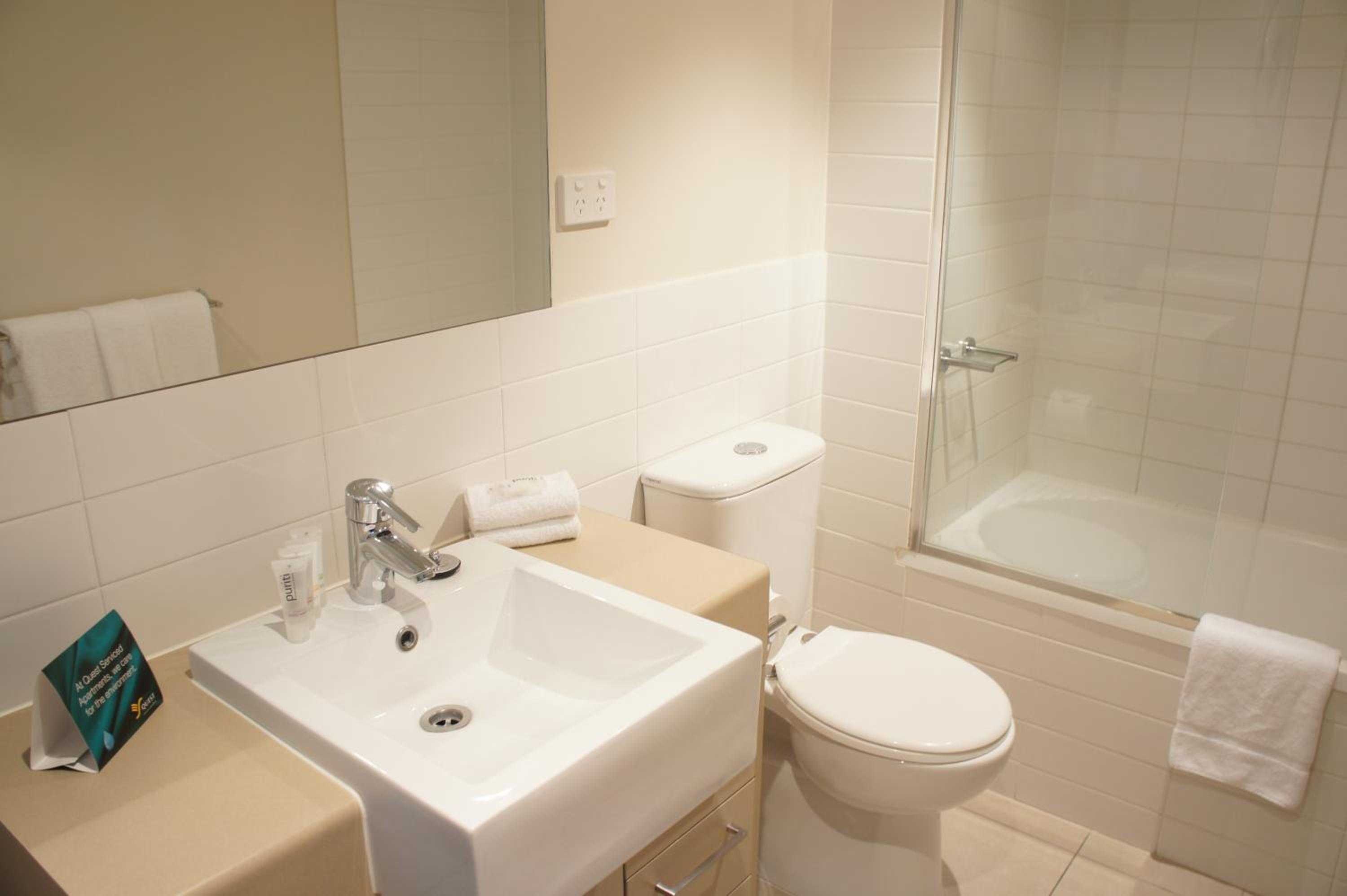 One-Bedroom Apartment - Photo 15
