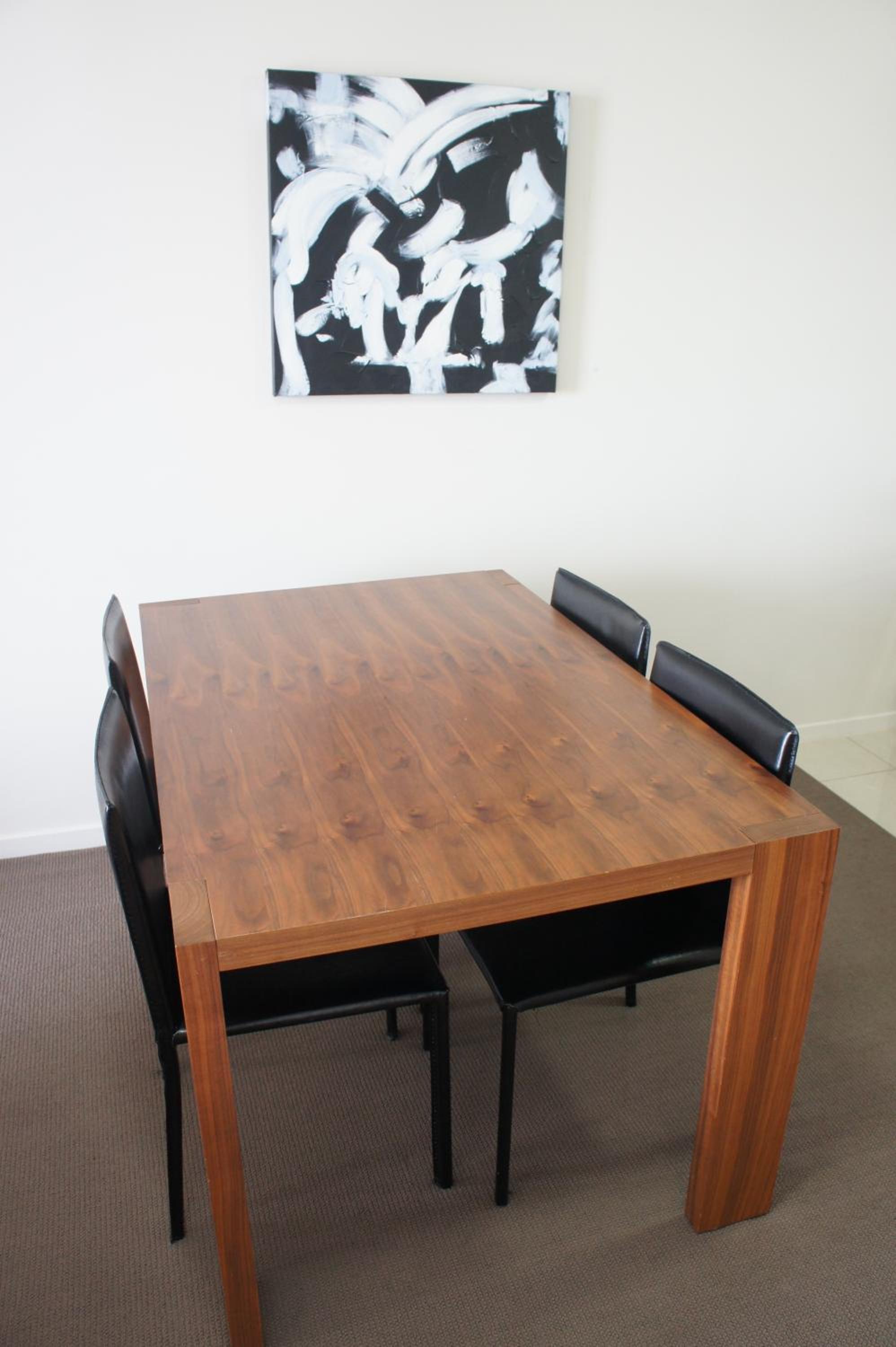 One-Bedroom Apartment - Photo 11