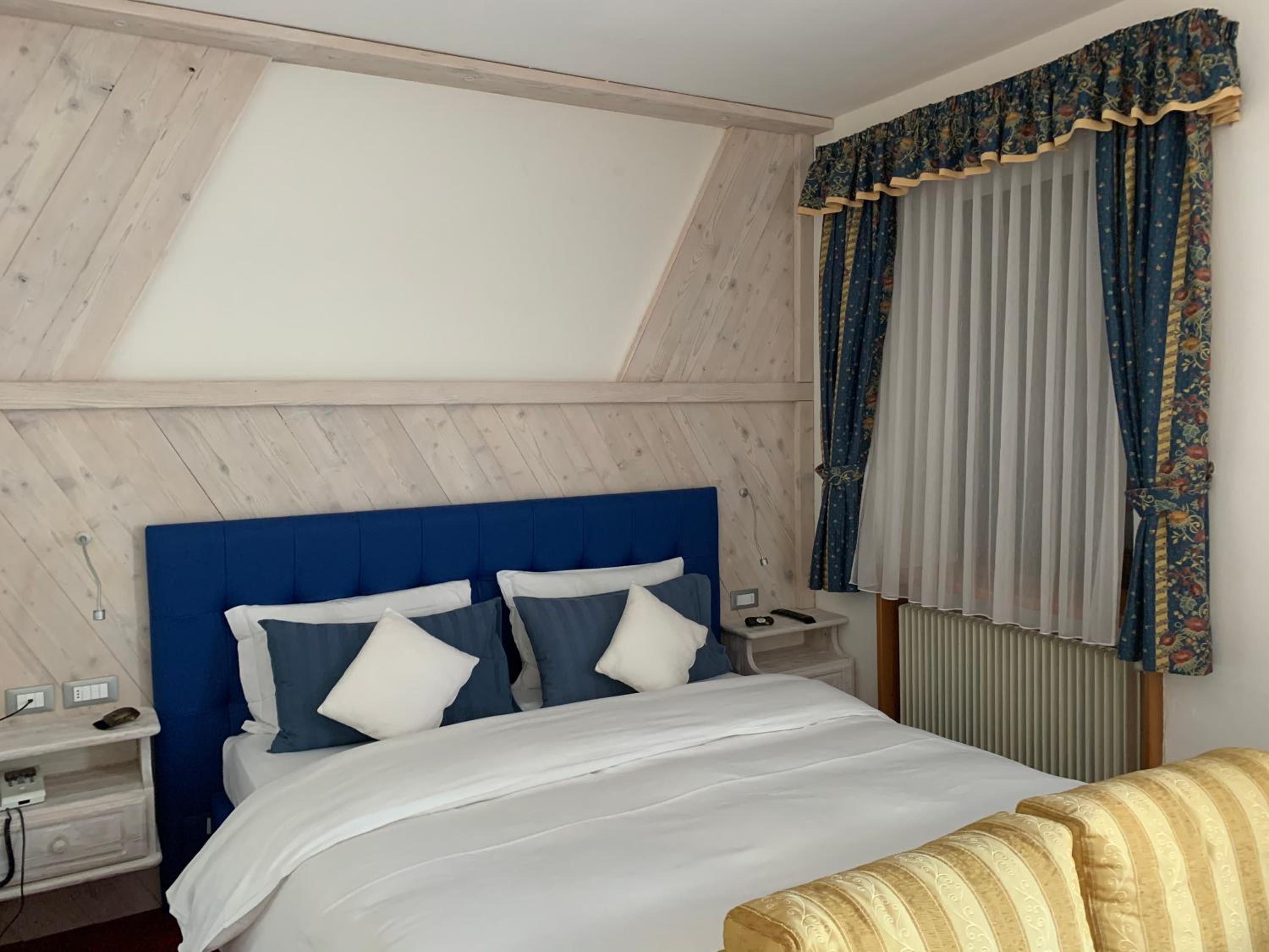 Double or Twin Room with Partial Lake View