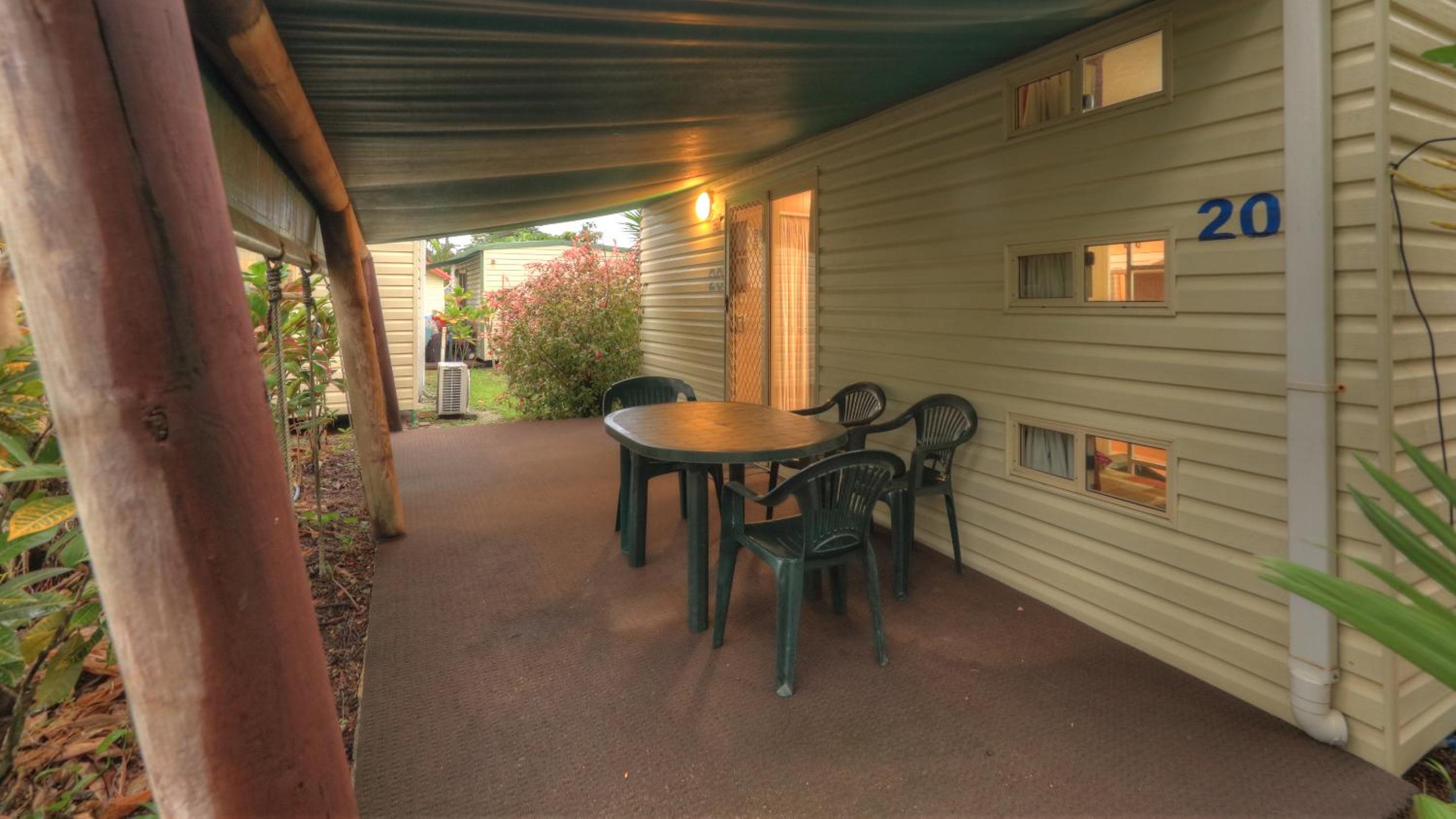 Budget Ensuite Cabin A photo 1