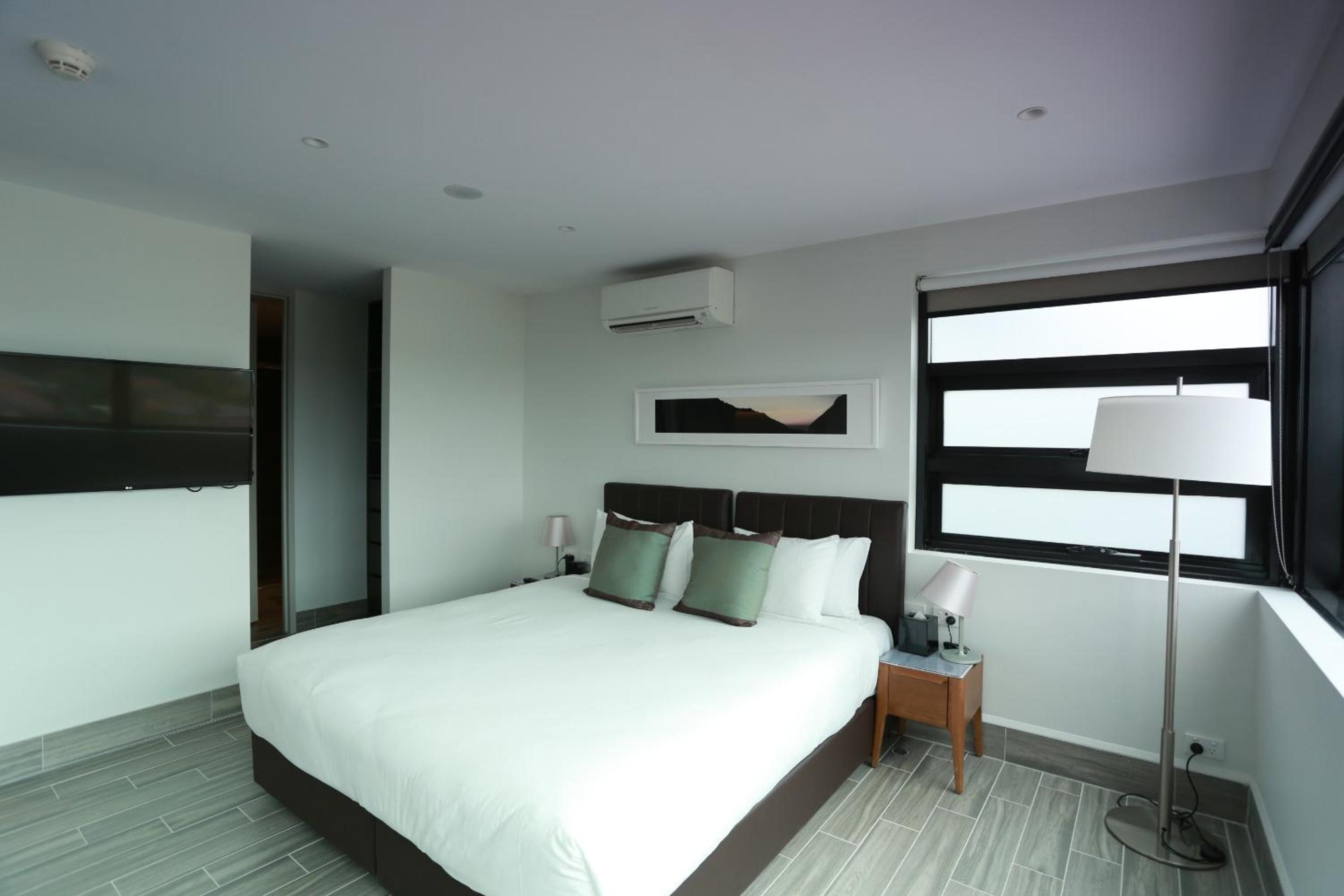 Studio Panoramic Suite