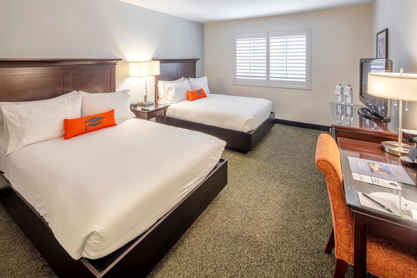 2 Double Beds, Non-Smoking - Photo 3