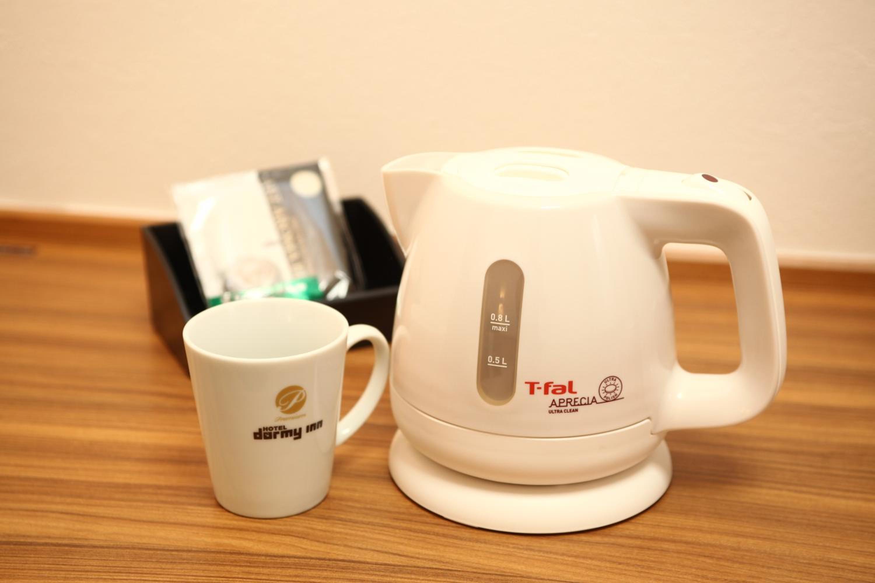 Double Room - Non-Smoking  - Photo 9