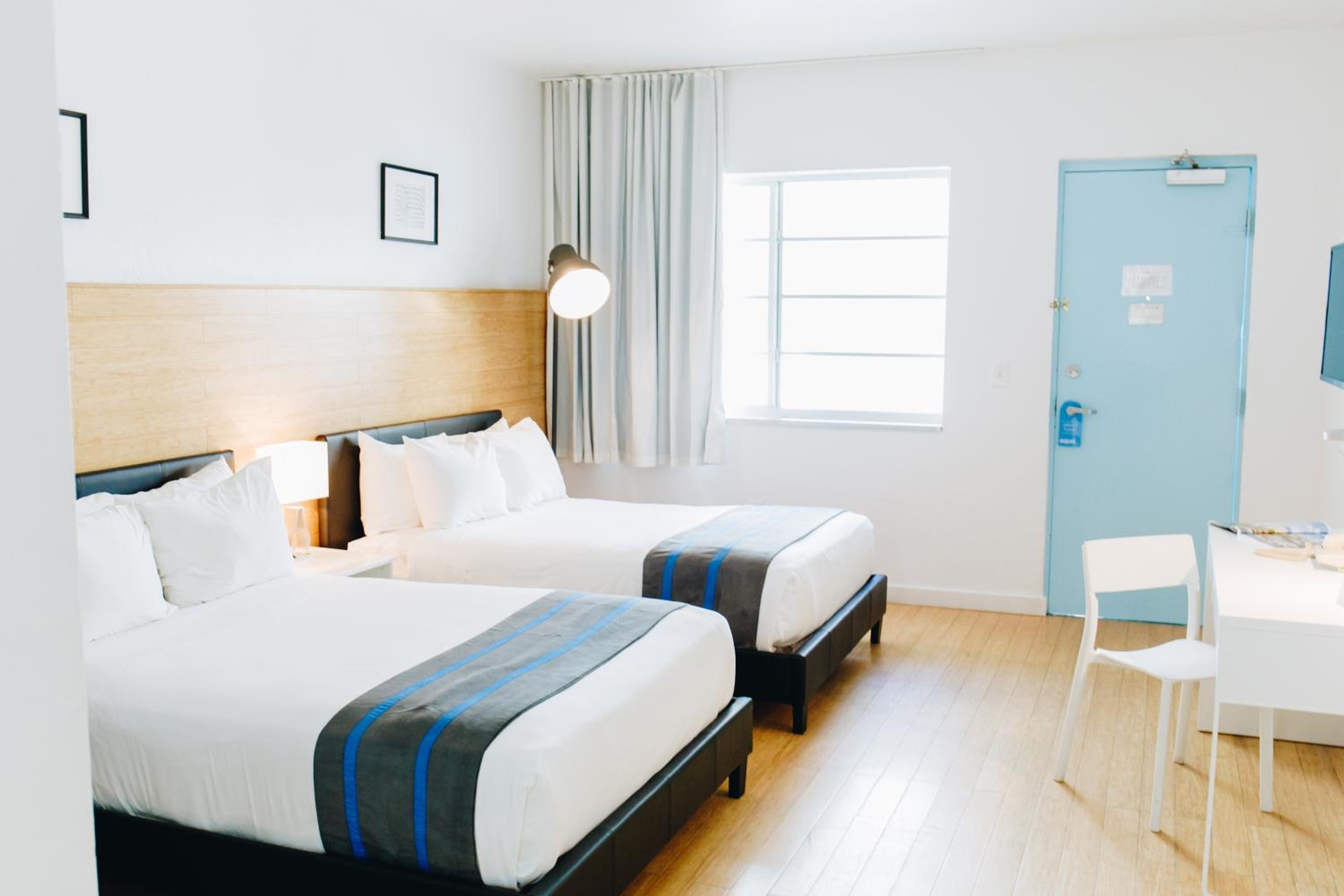 Standard Double Room - Photo 5