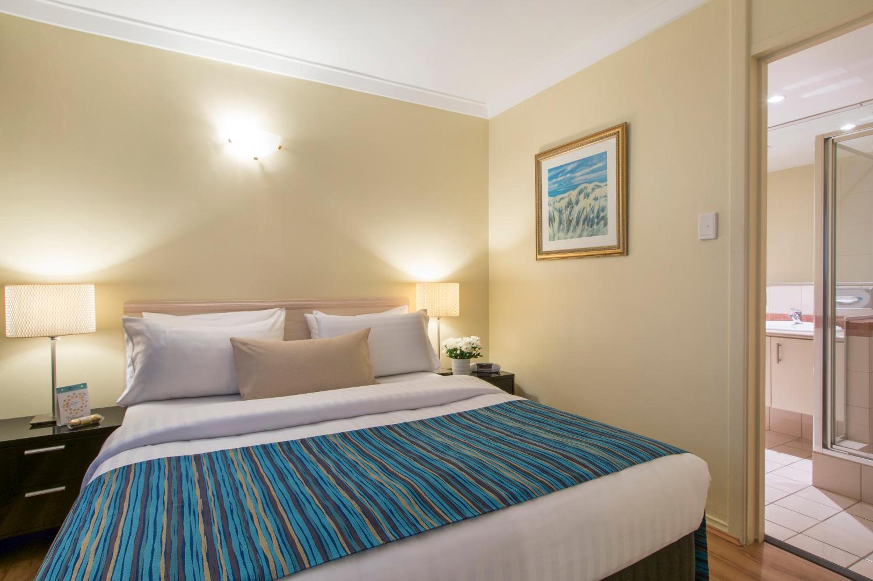 One-Bedroom Suite - Riverside
