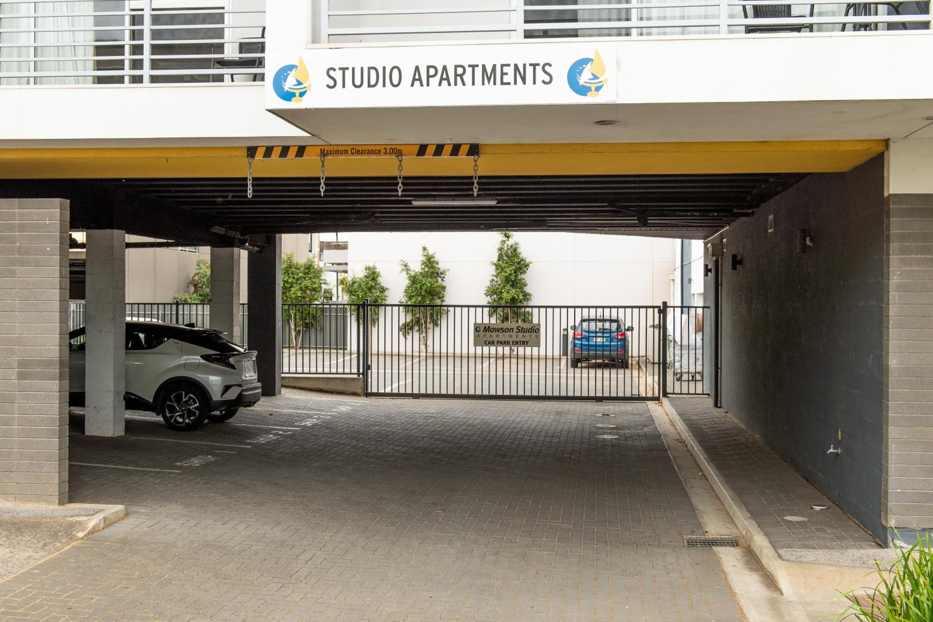 Two Bedroom Studio - Offsite & Stair Access only thumbnail 6