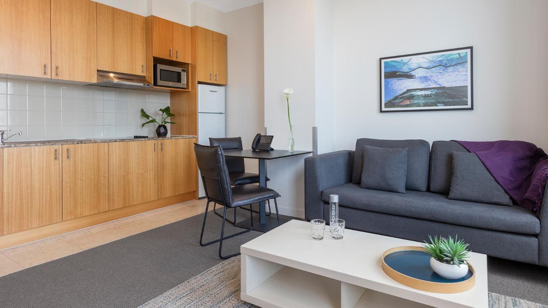 One-Bedroom Apartment - Photo 4