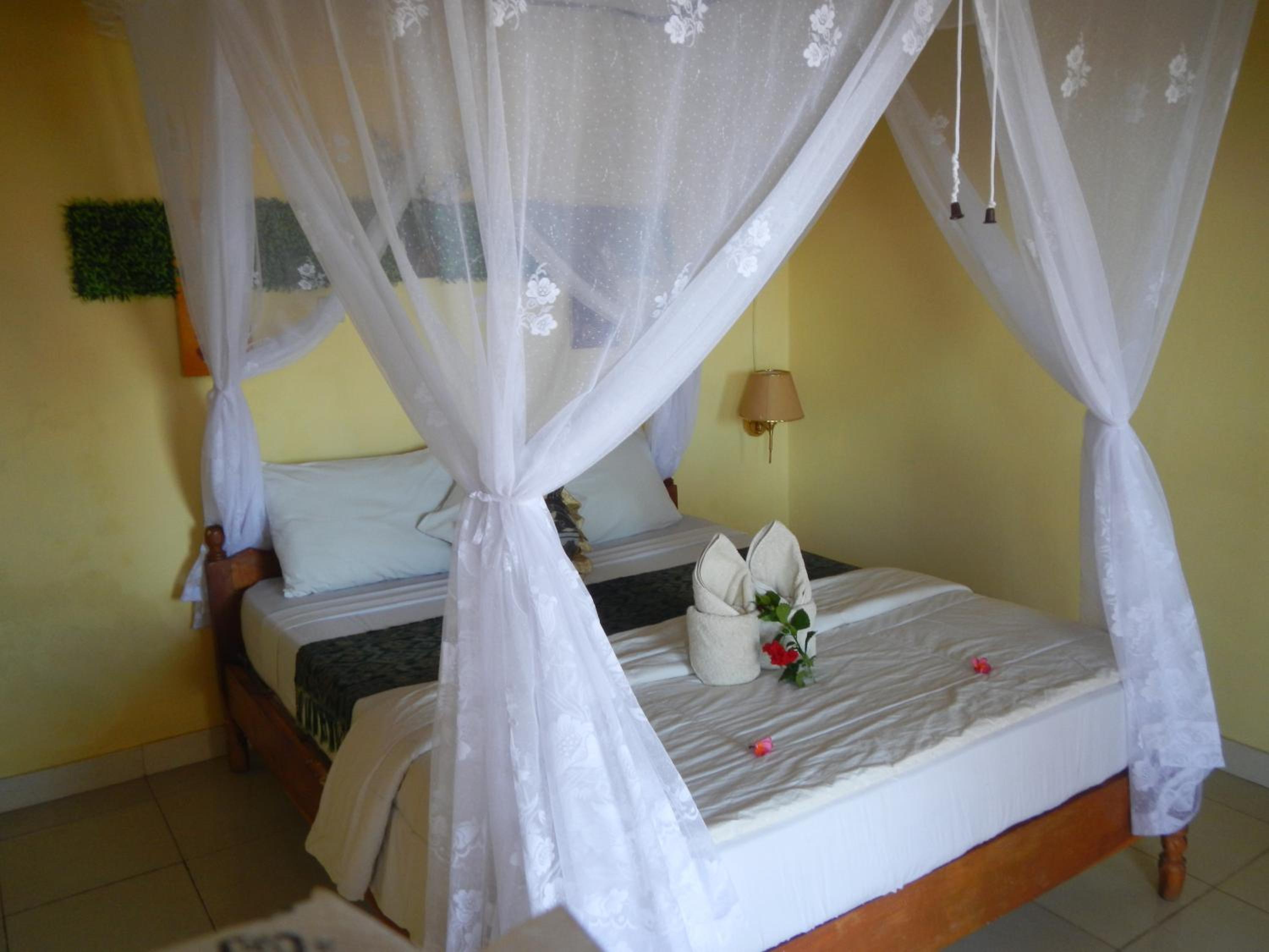Standard Double Room with Fan photo 2