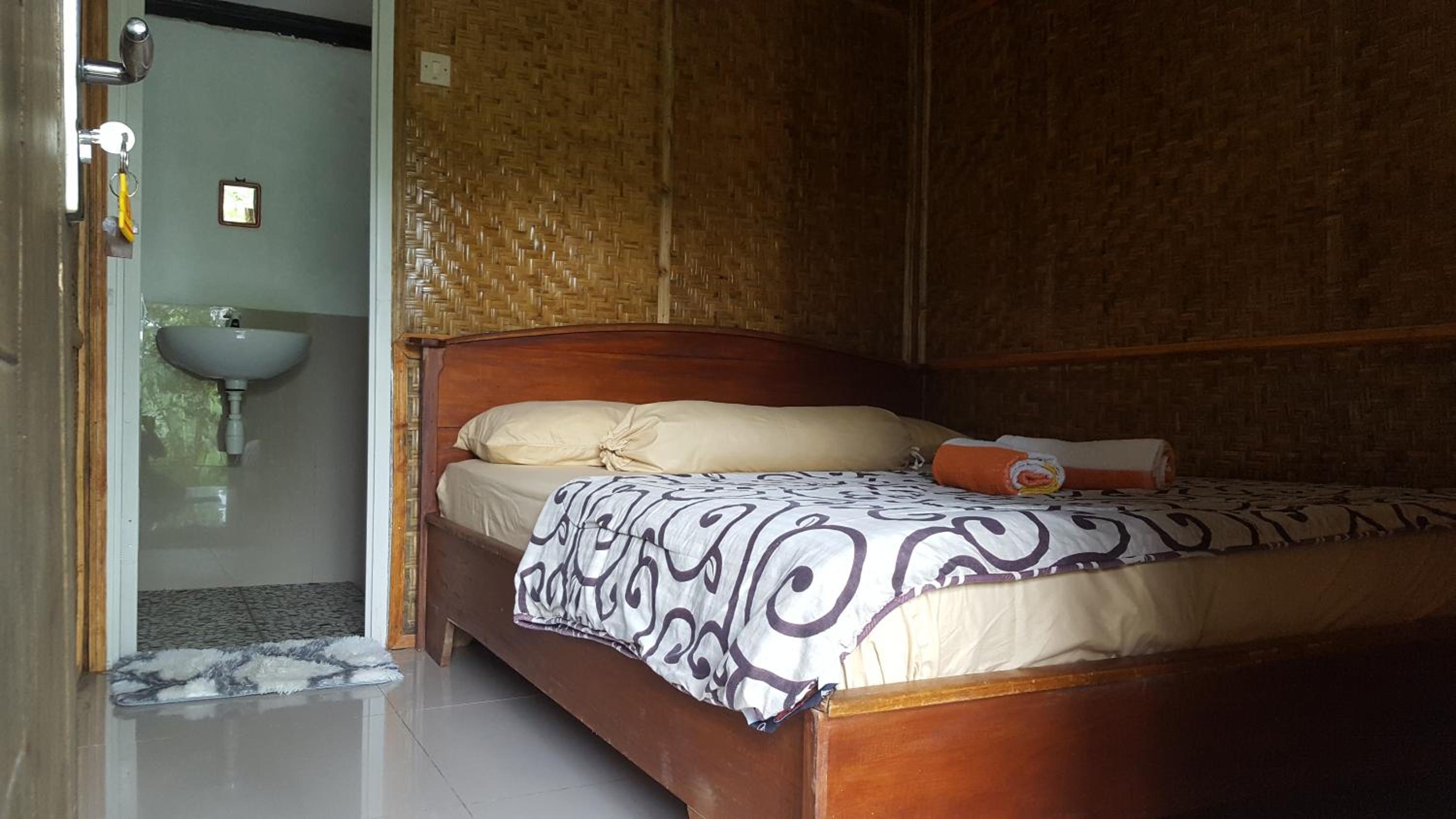 Double Room with Private Bathroom photo 2