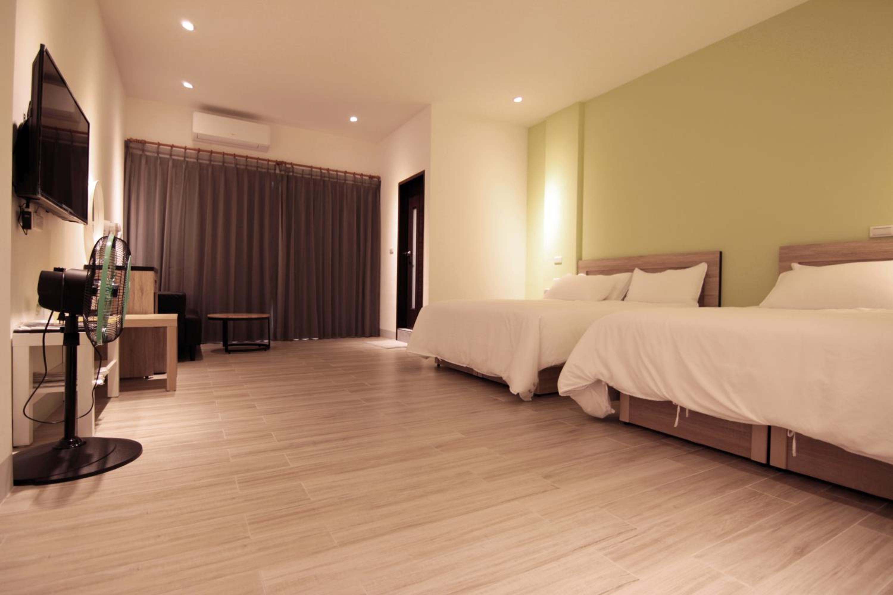 Quadruple Room with Balcony photo 1