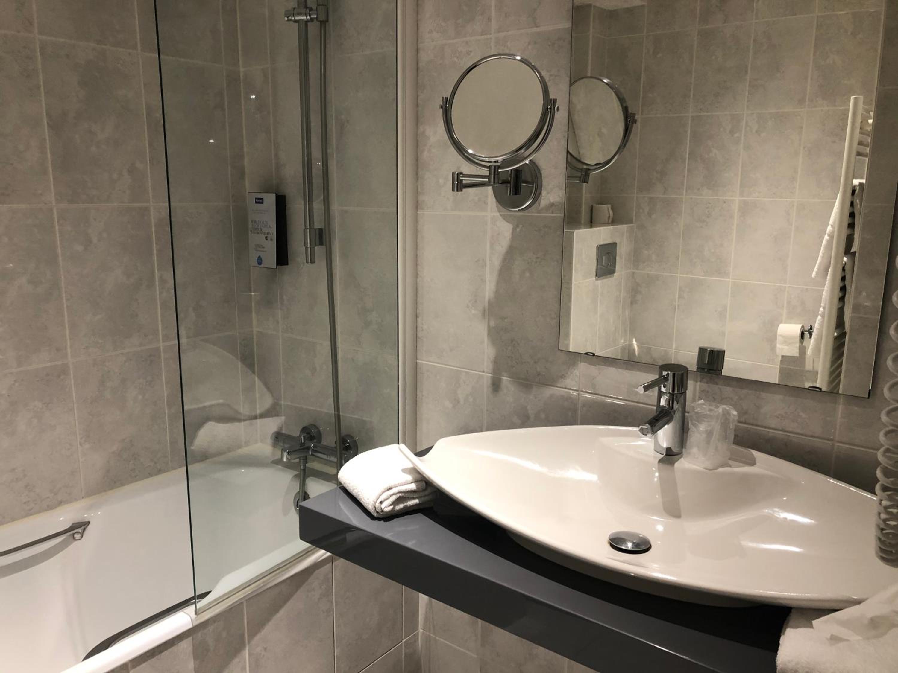 Superior Double Room - Photo 11