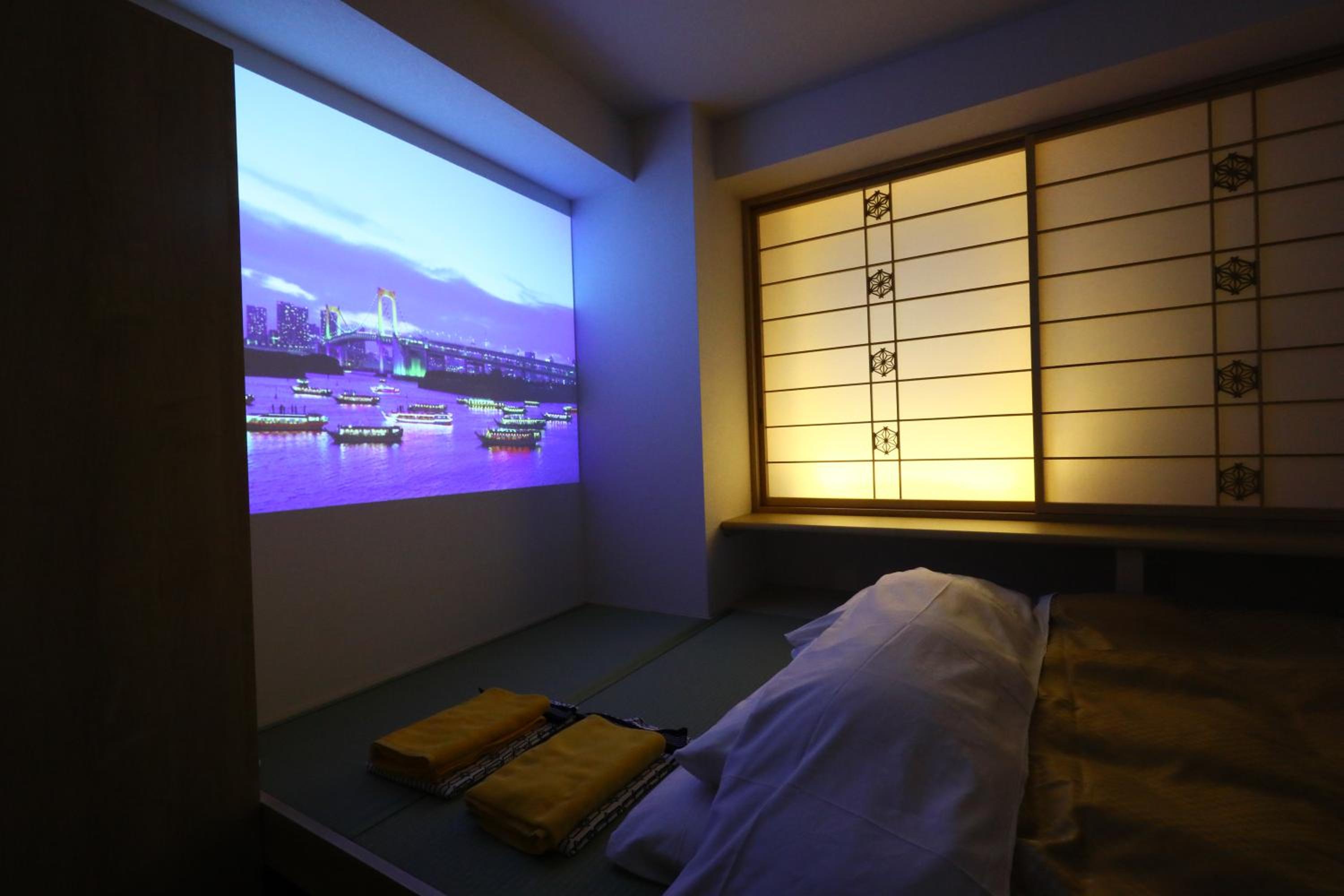 Double Room - Non Smoking - Photo 4