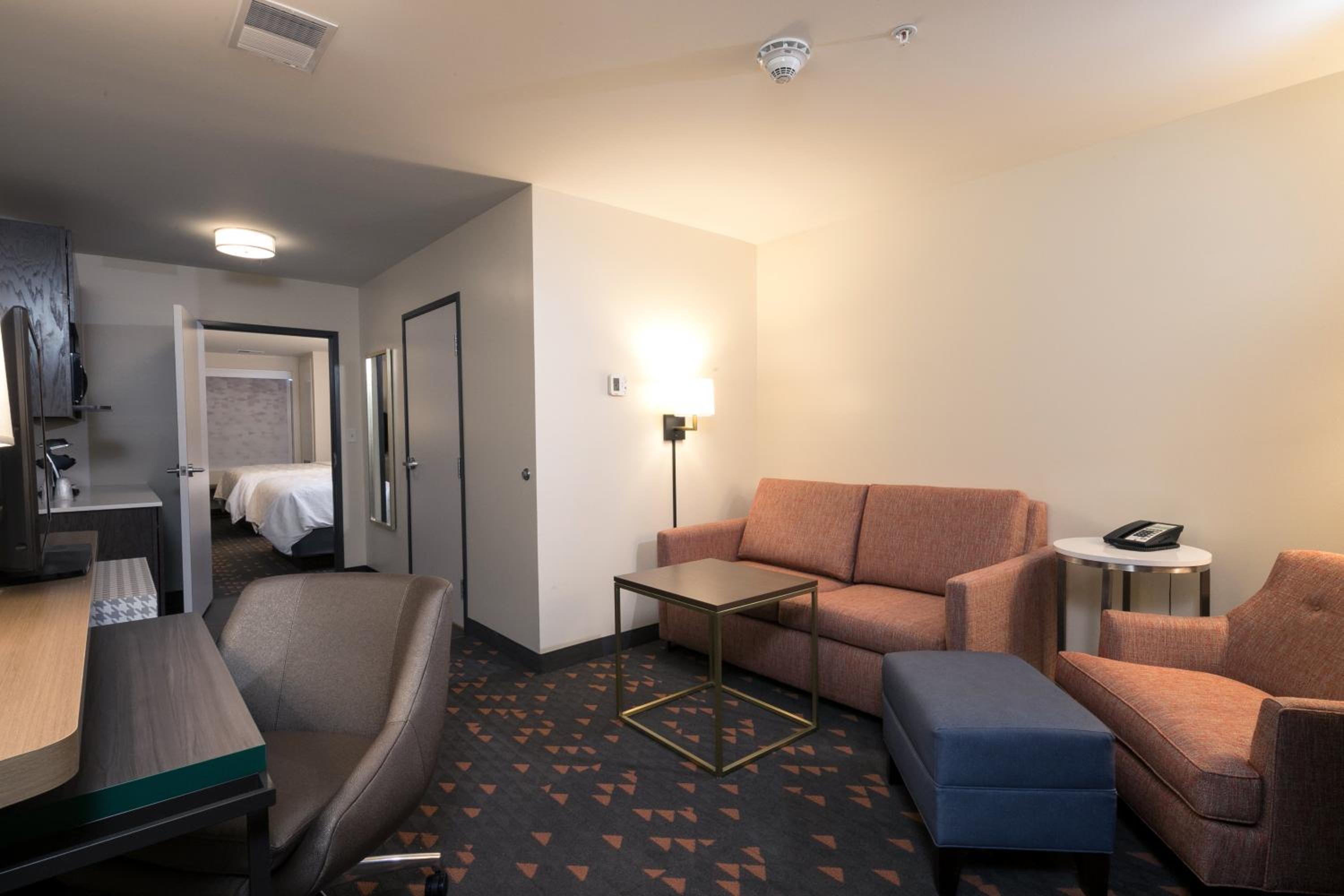 Suite with Two Beds - Non-Smoking - Photo 3
