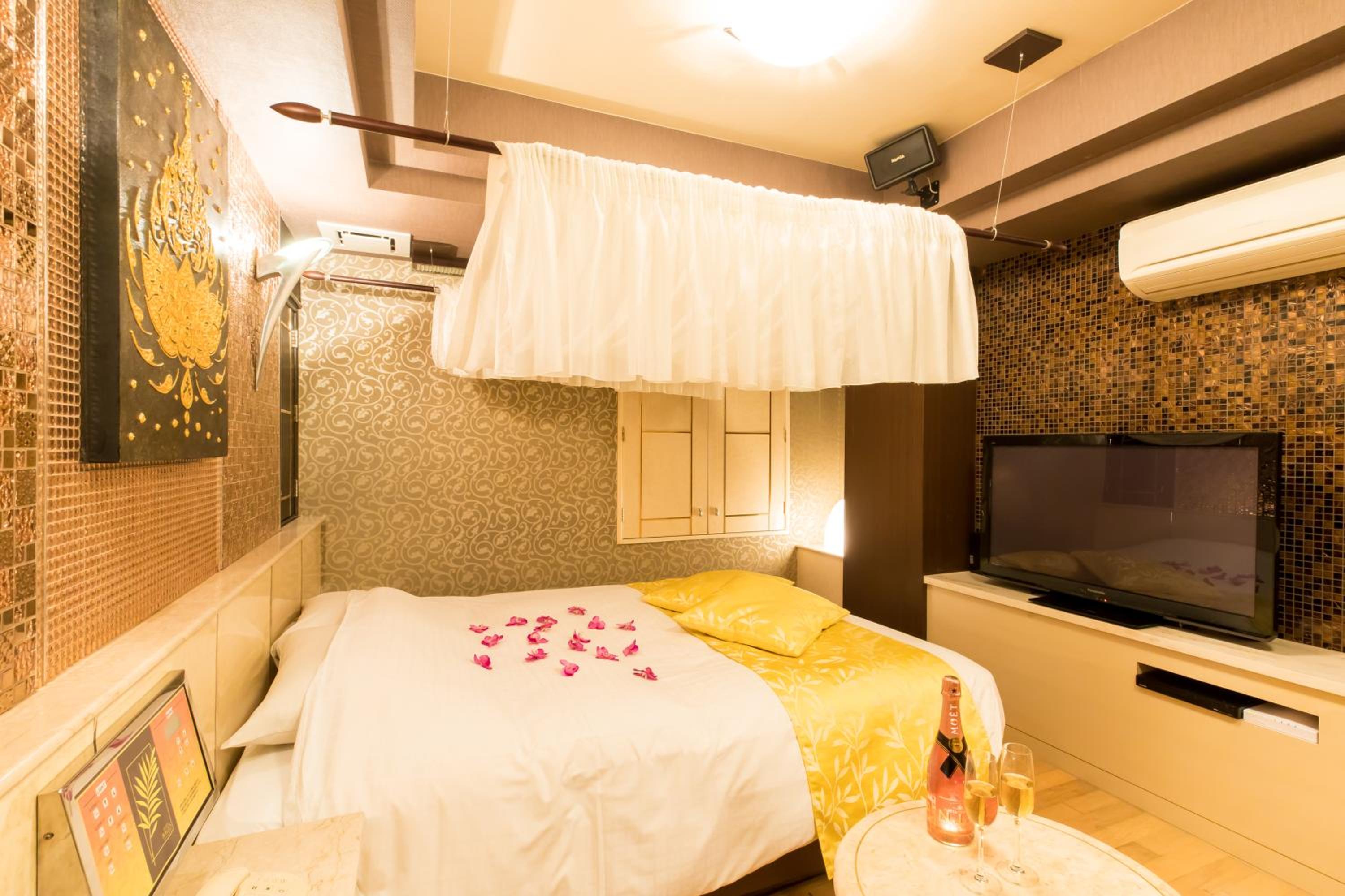 Standard Queen Room photo 3