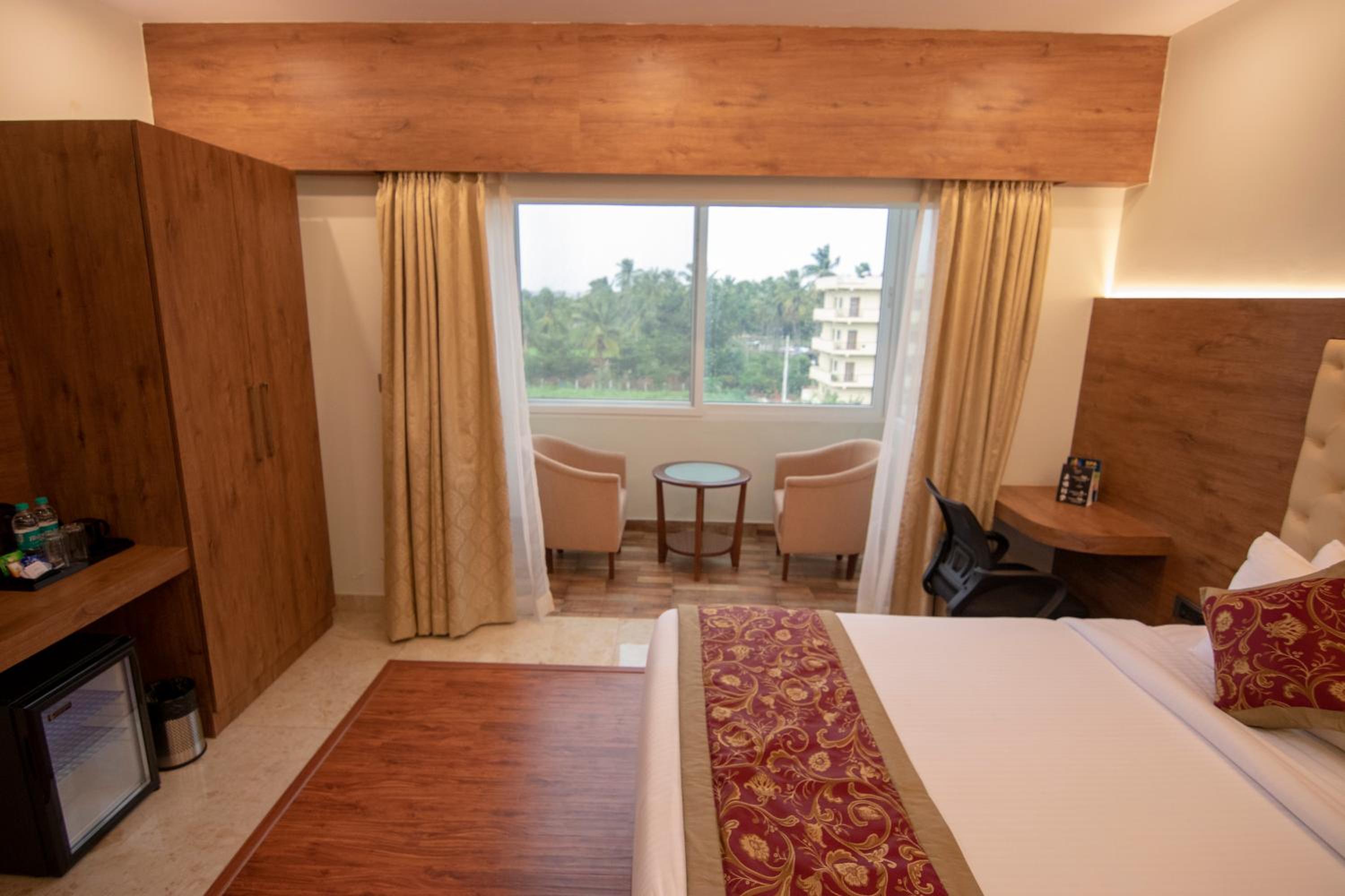 Superior Double or Twin Room - Photo 1
