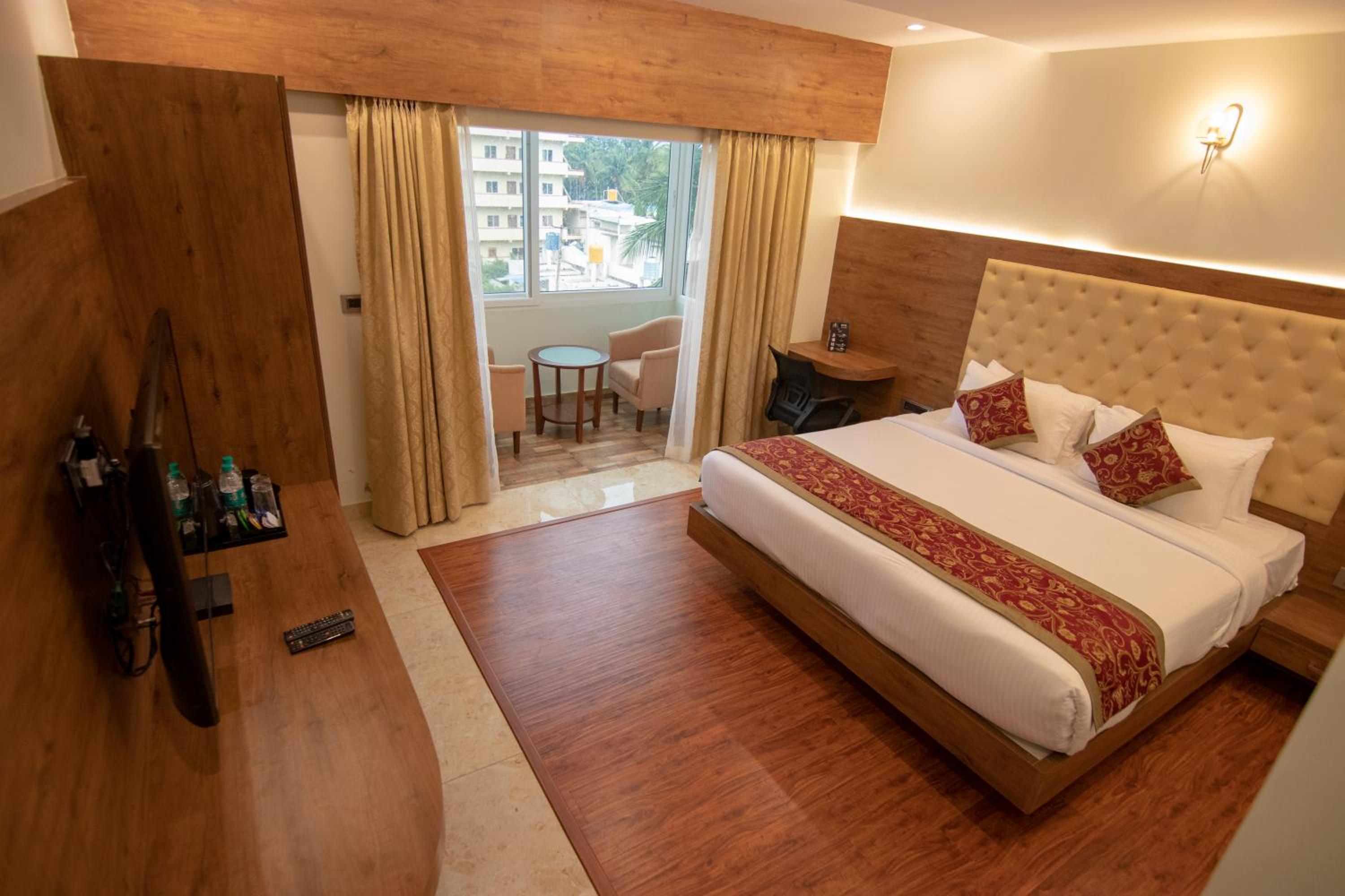 Superior Double or Twin Room - Photo 9