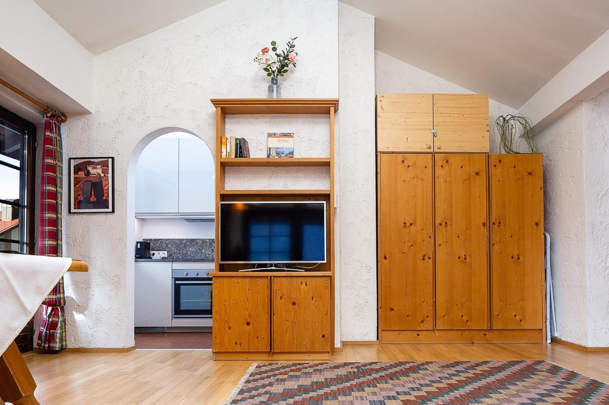 One-Bedroom Apartment photo 2