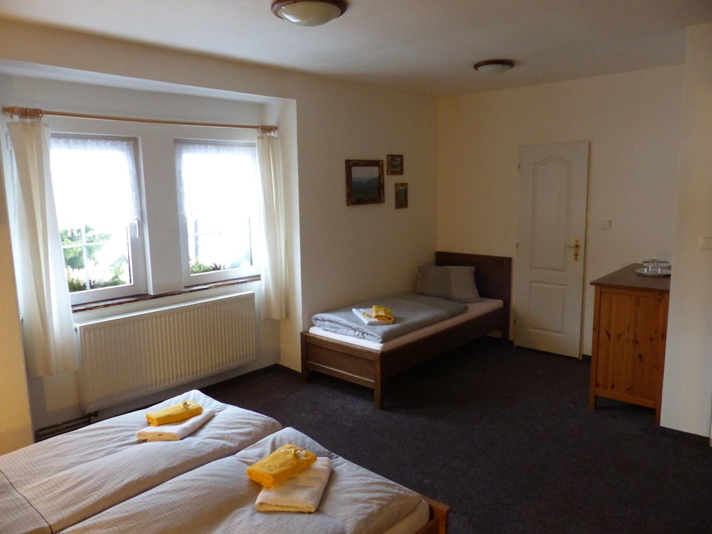 Triple Room with Shower photo 3