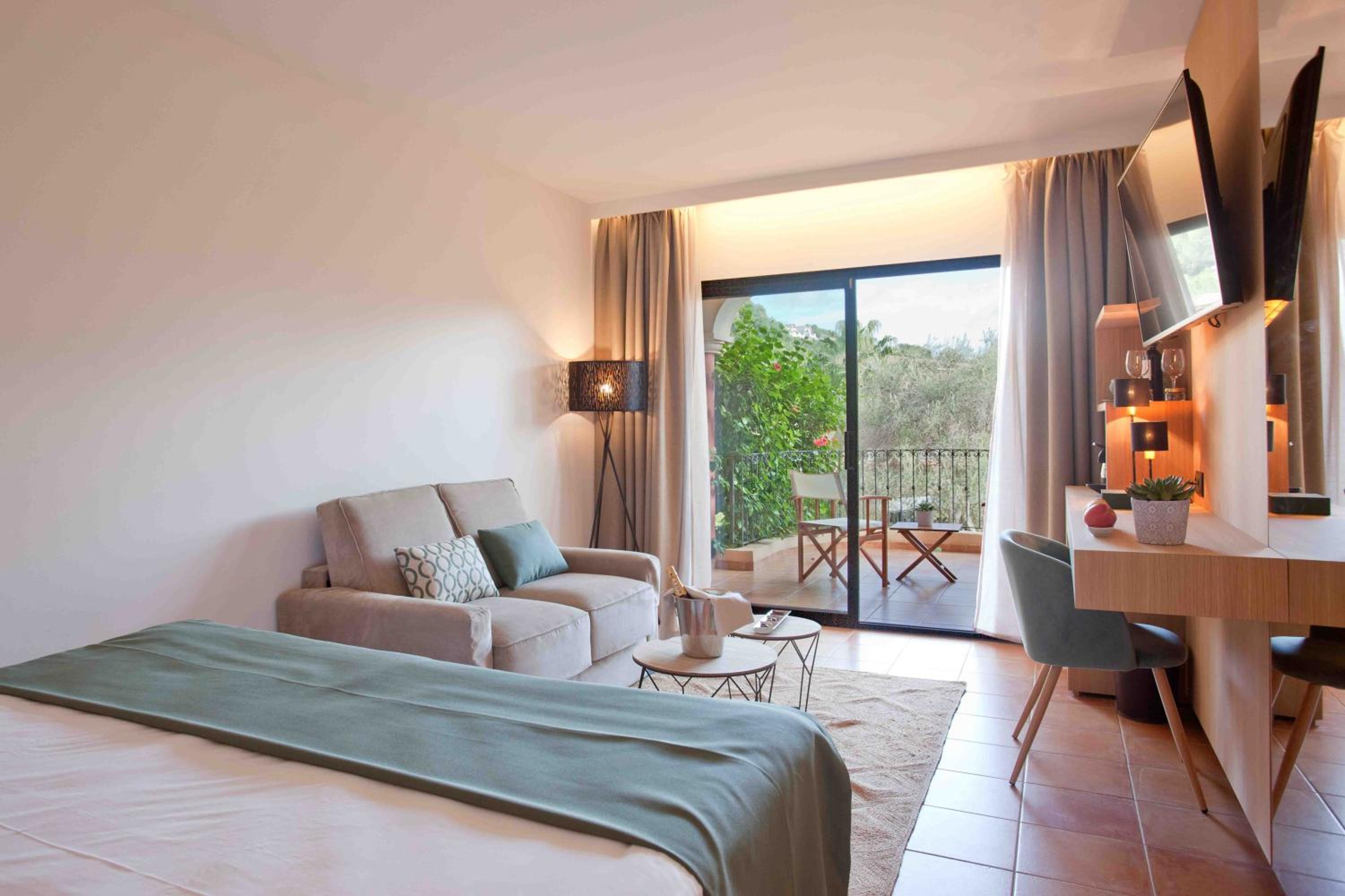 Superior Room with Spa access - Photo 7