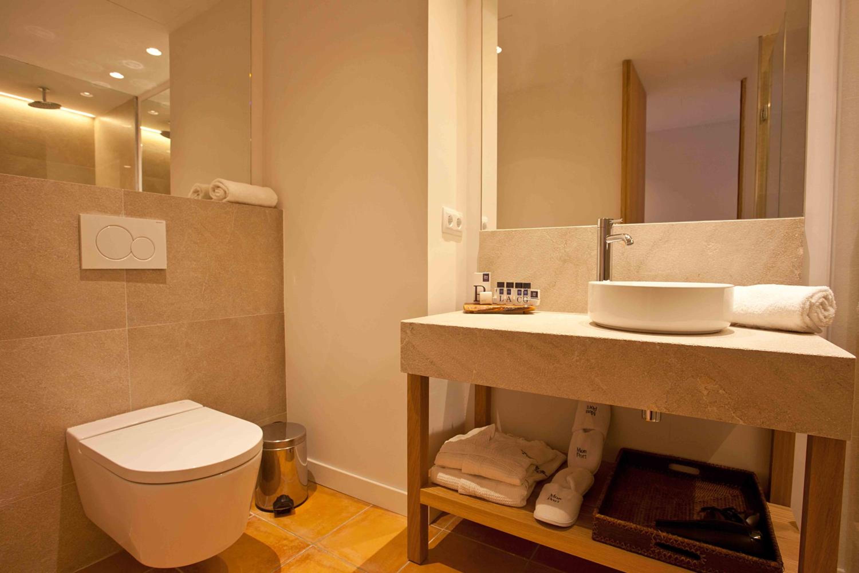 Superior Room with Spa access - Photo 6