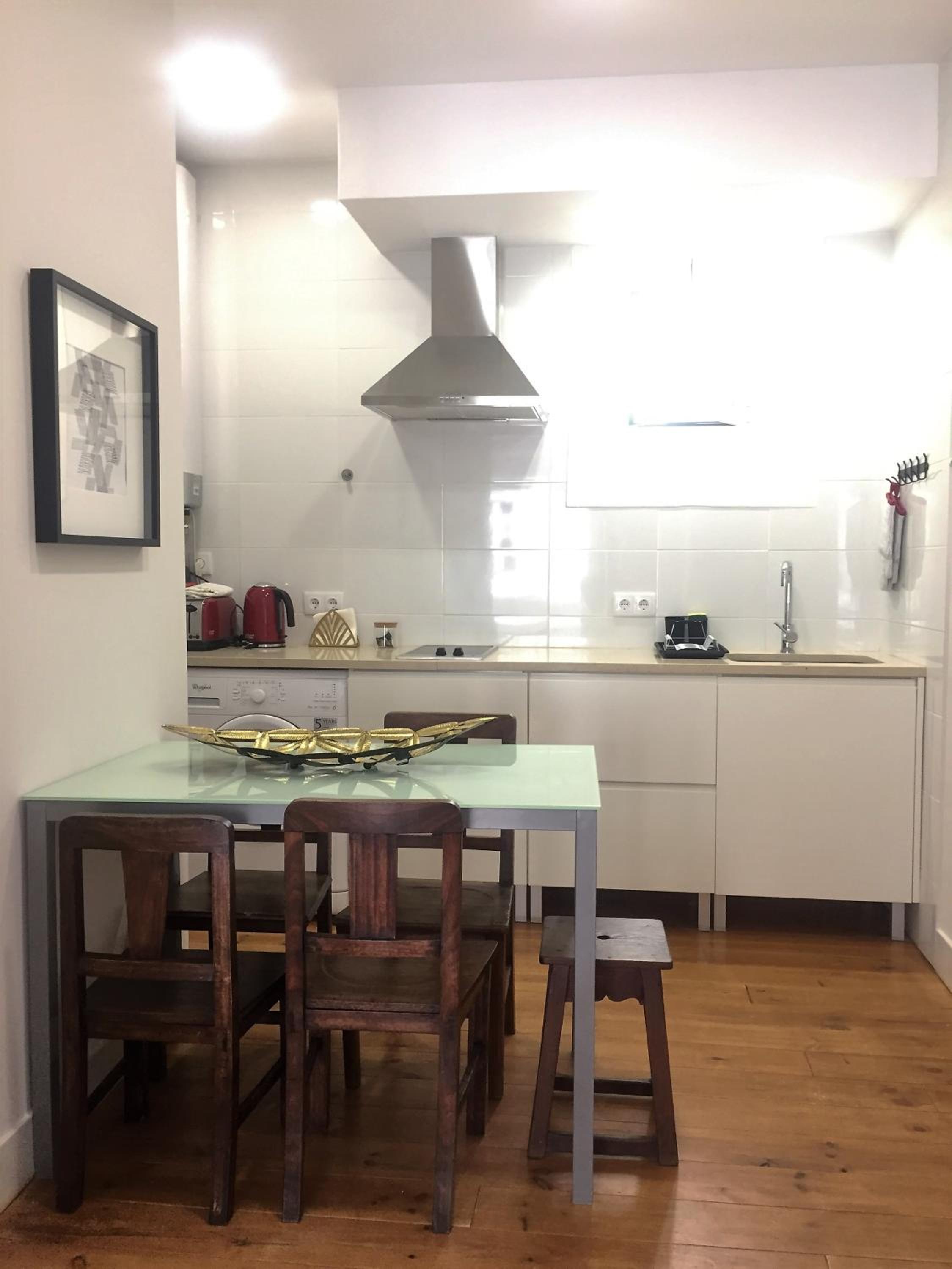 Three-Bedroom Apartment - Photo 7