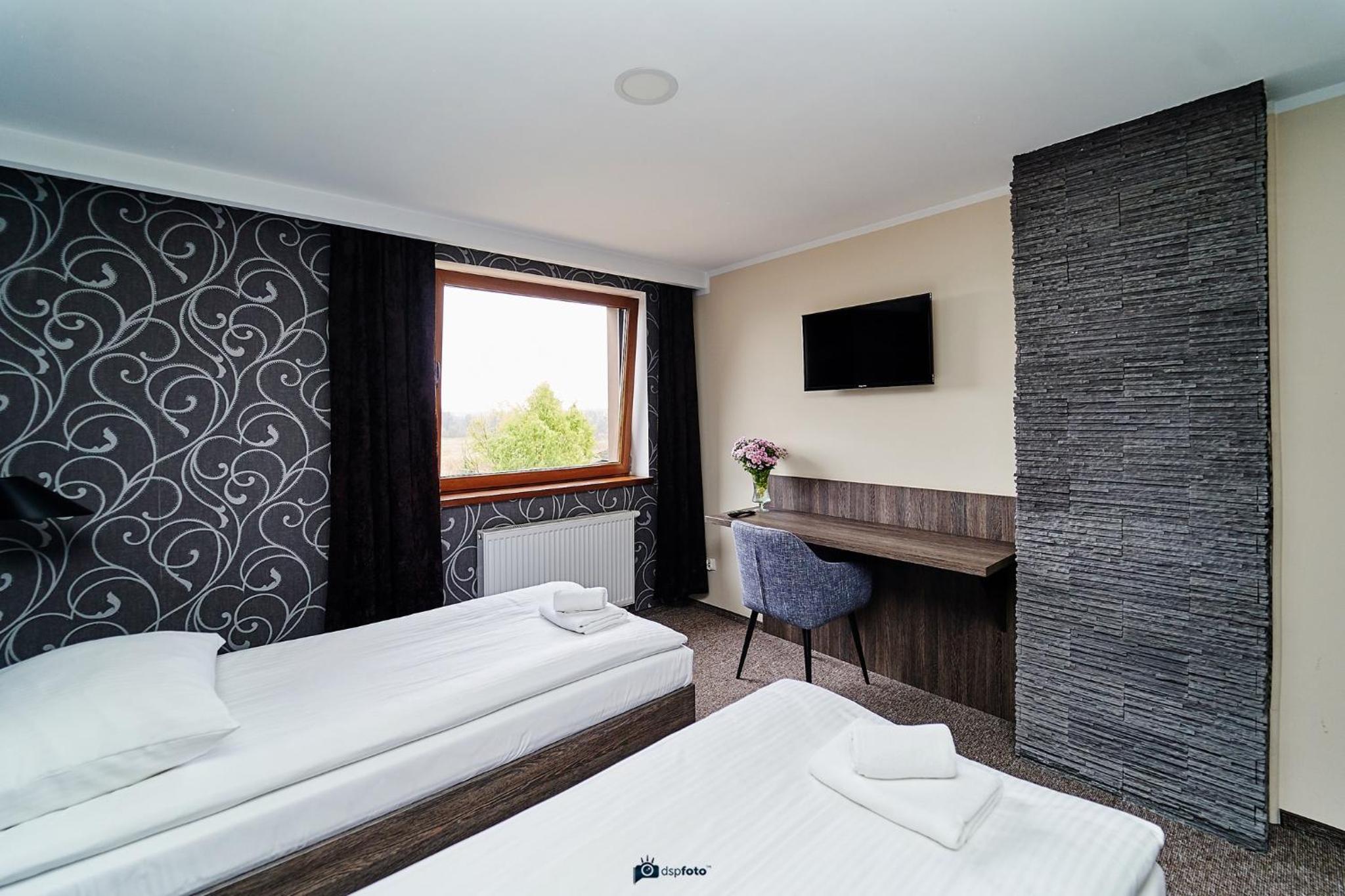 Standard Double or Twin Room - Photo 3