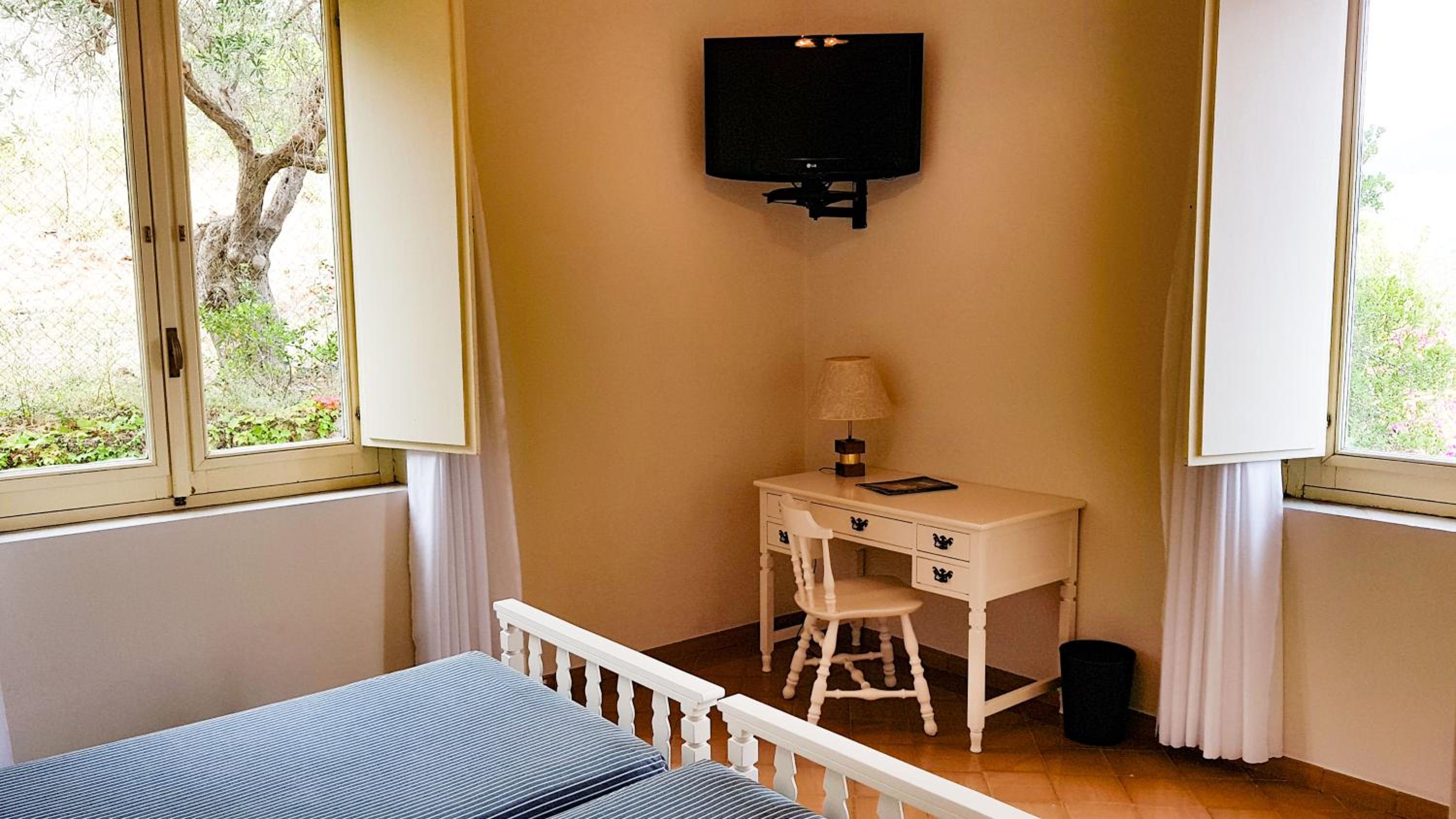 Double or Twin Room photo 1