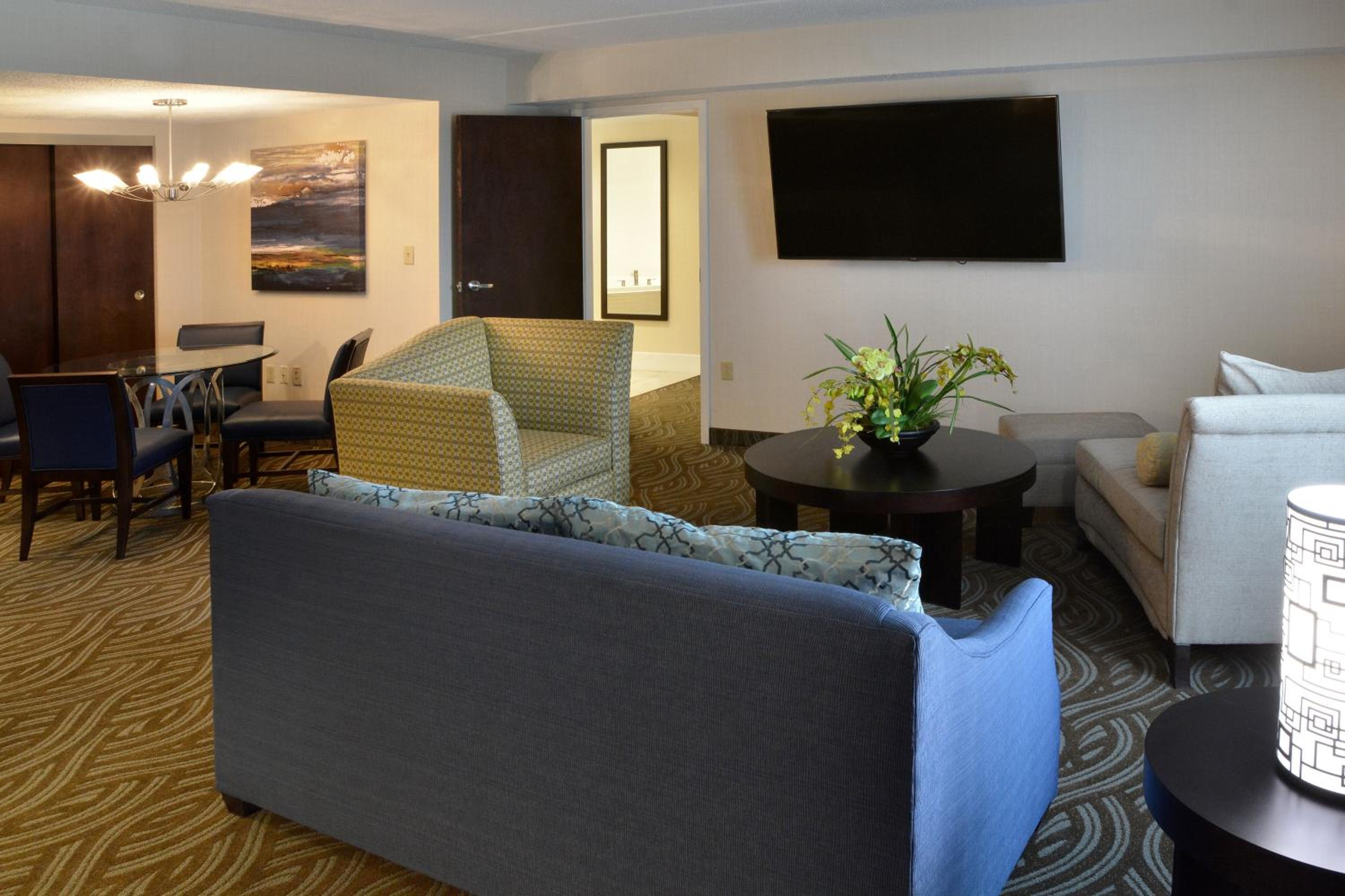 Holiday Inn Youngstown-South - Boardman by IHG