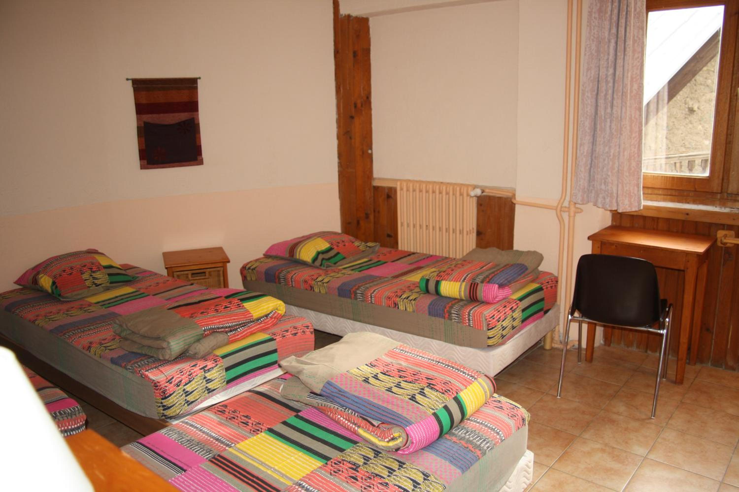Two-Bedroom Suite - Photo 5