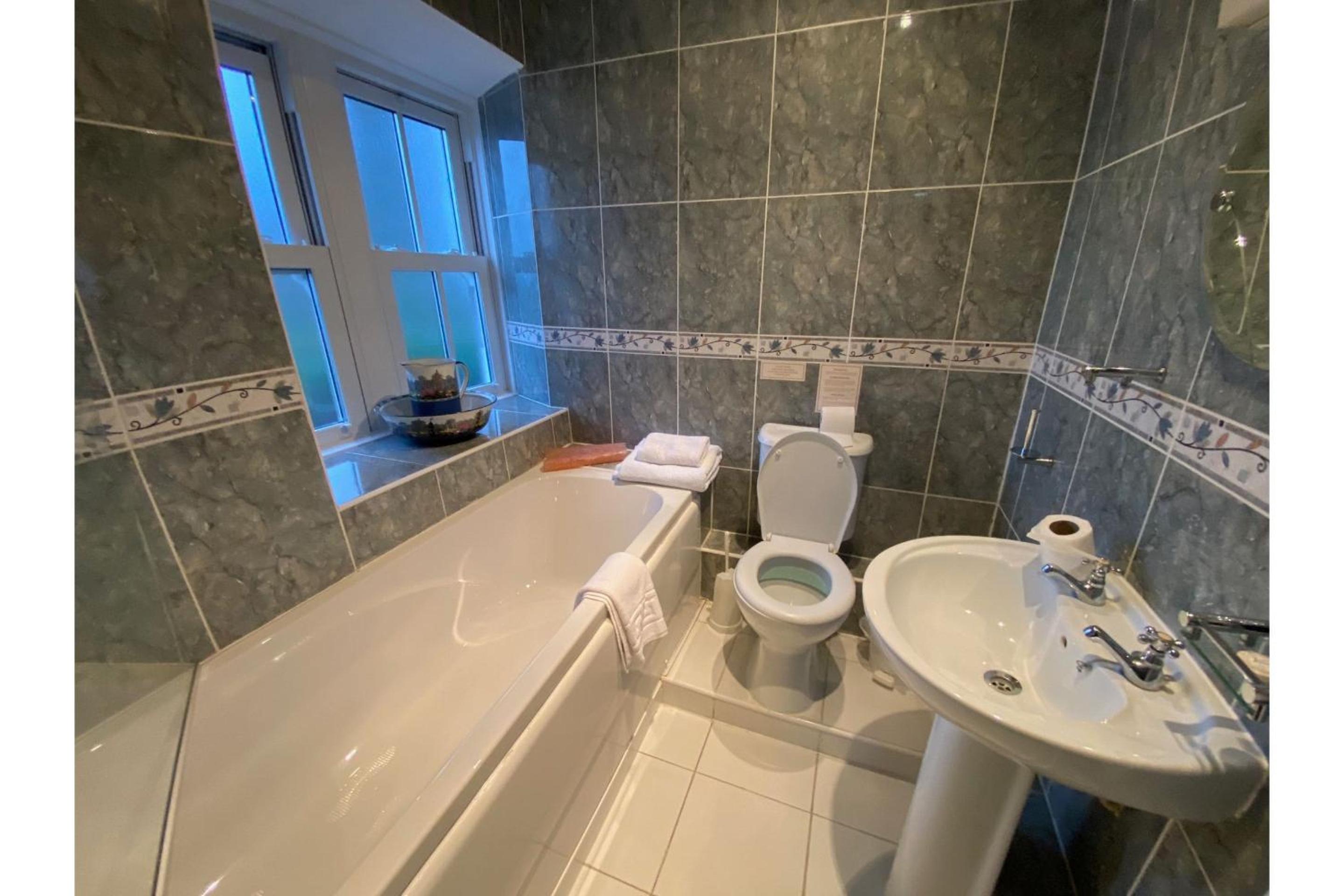 Deluxe Double Room - Photo 1