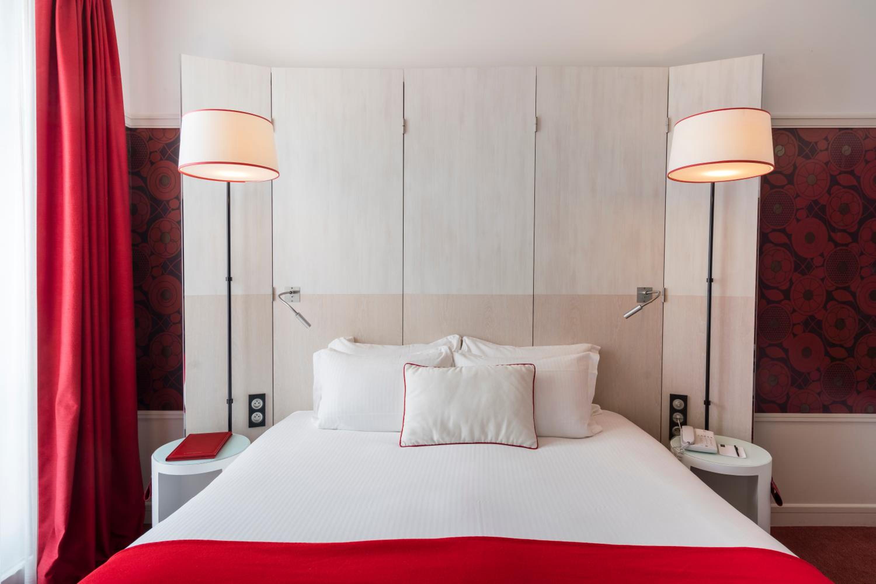 Standard Double Room - Photo 8