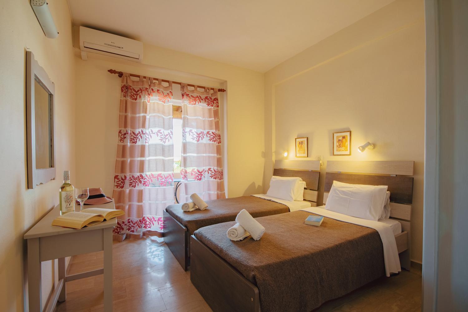Triple Room with Balcony photo 2