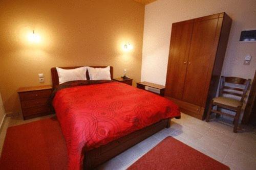 Double or Twin Room photo 3