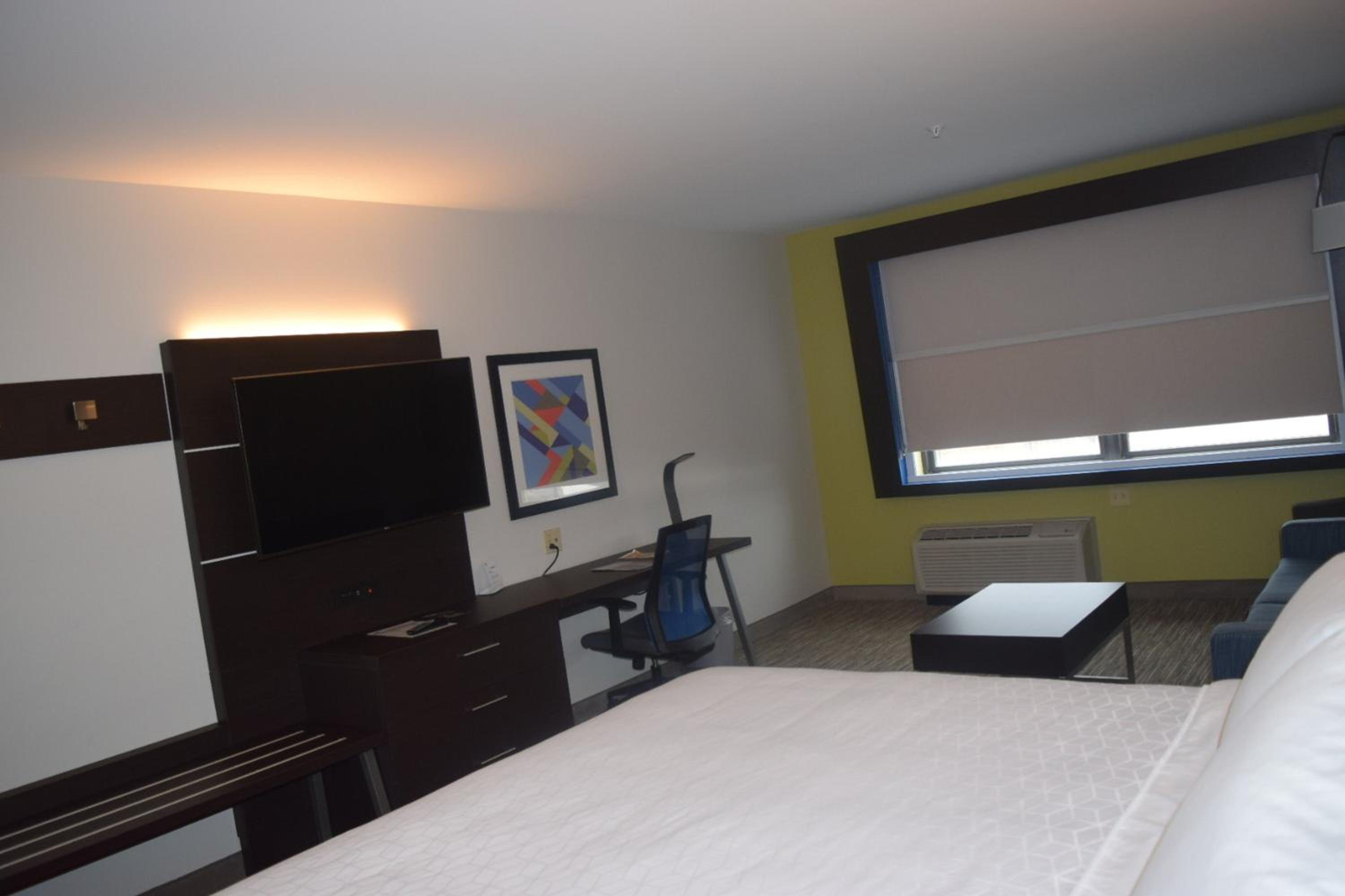 King Suite - Photo 1